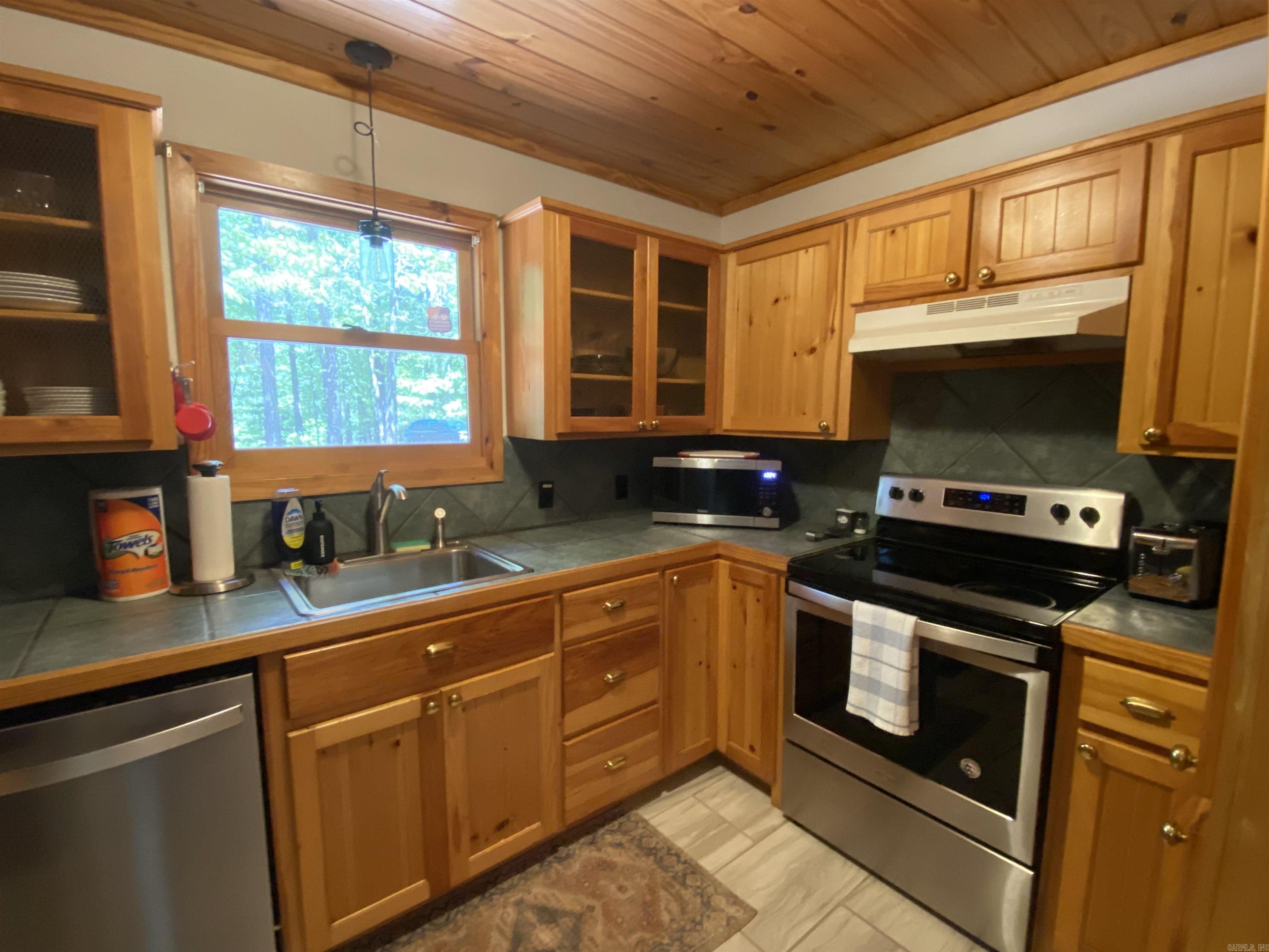 Mount Ida - Residential