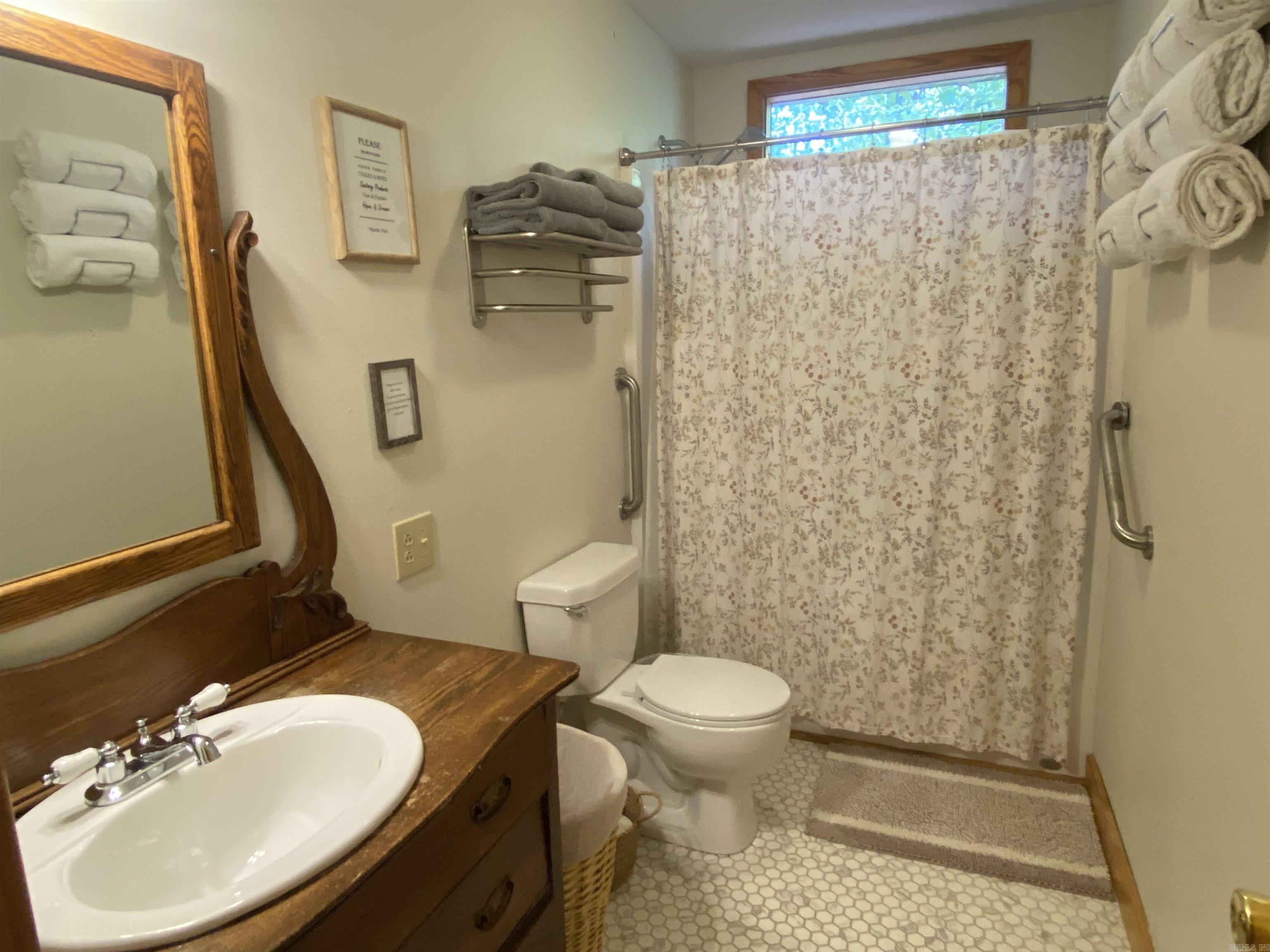 Mount Ida - Residential