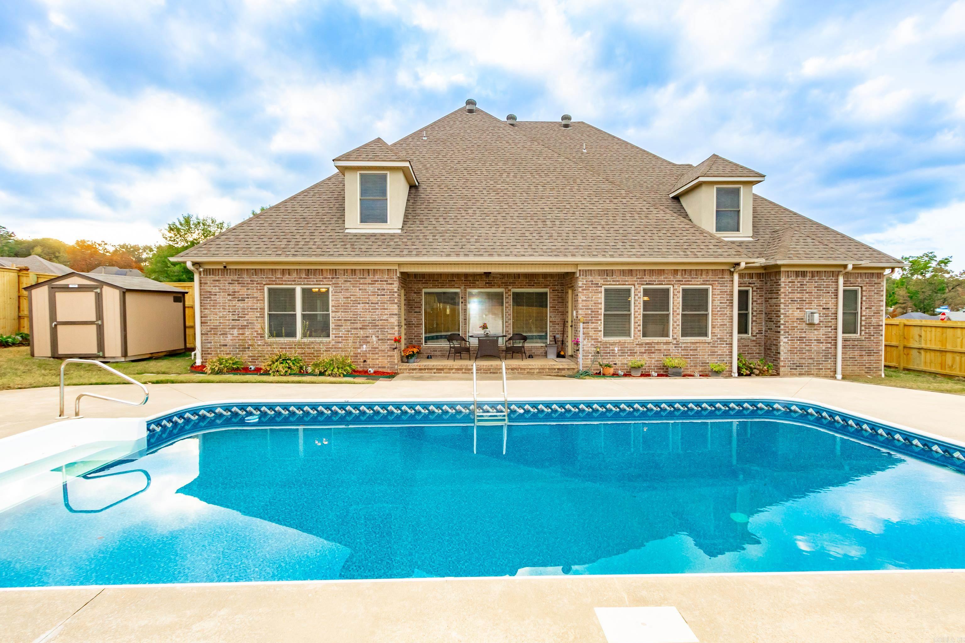 WESTPOINTE NORTH - Residential