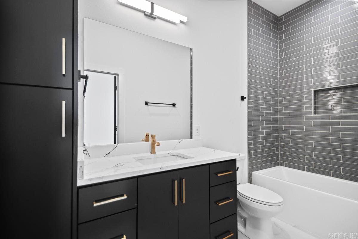 North Lake - Residential