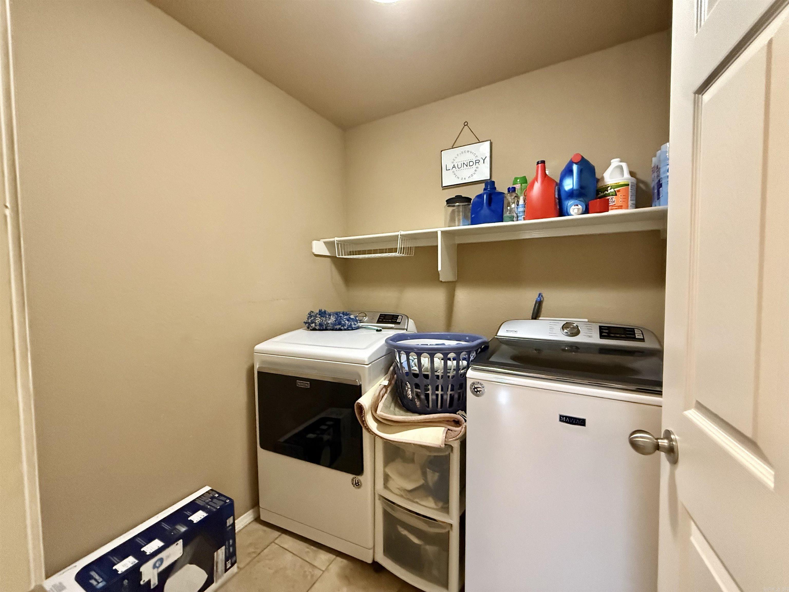 EMERALD MOUNTAIN - Residential