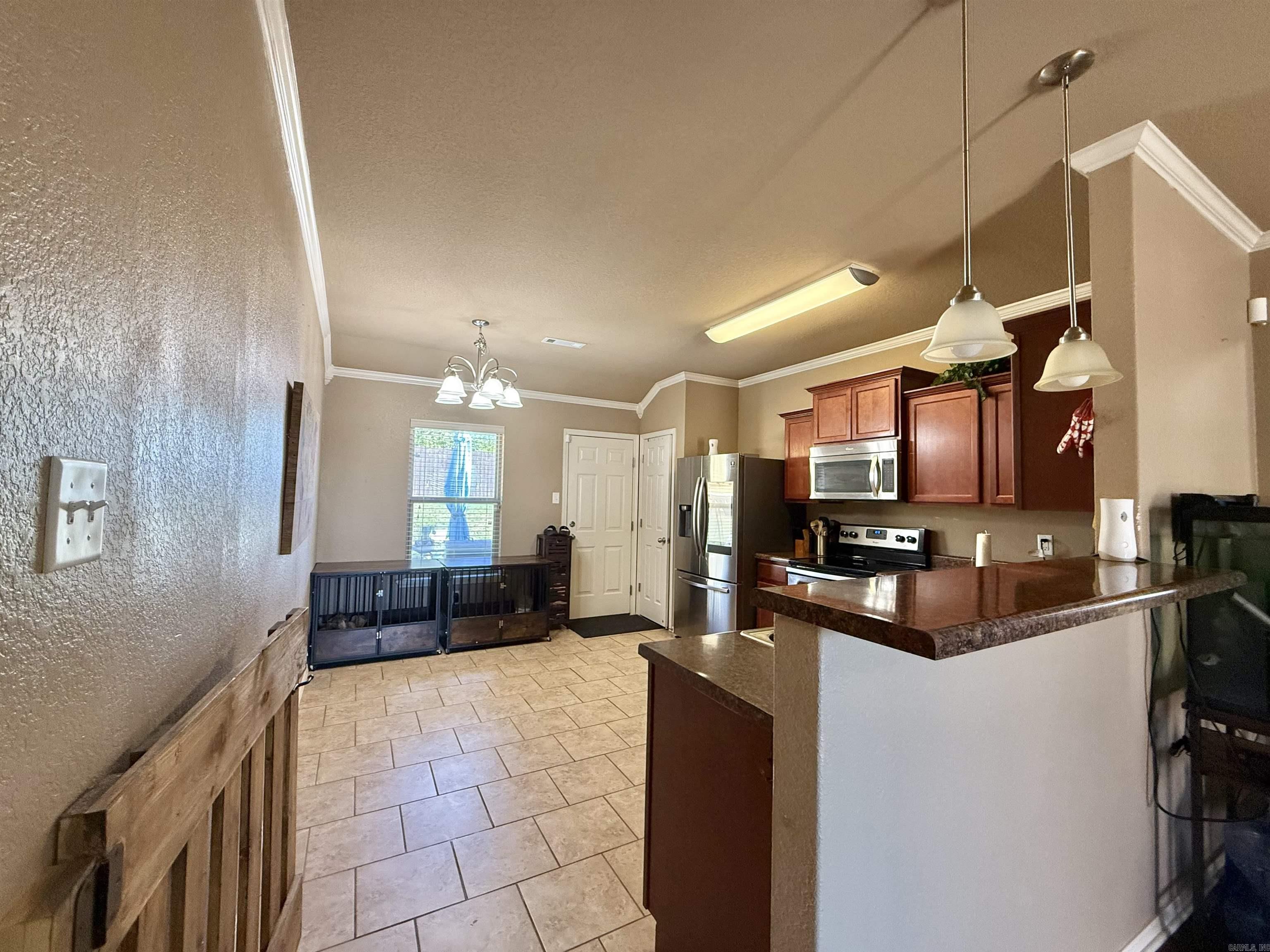 EMERALD MOUNTAIN - Residential