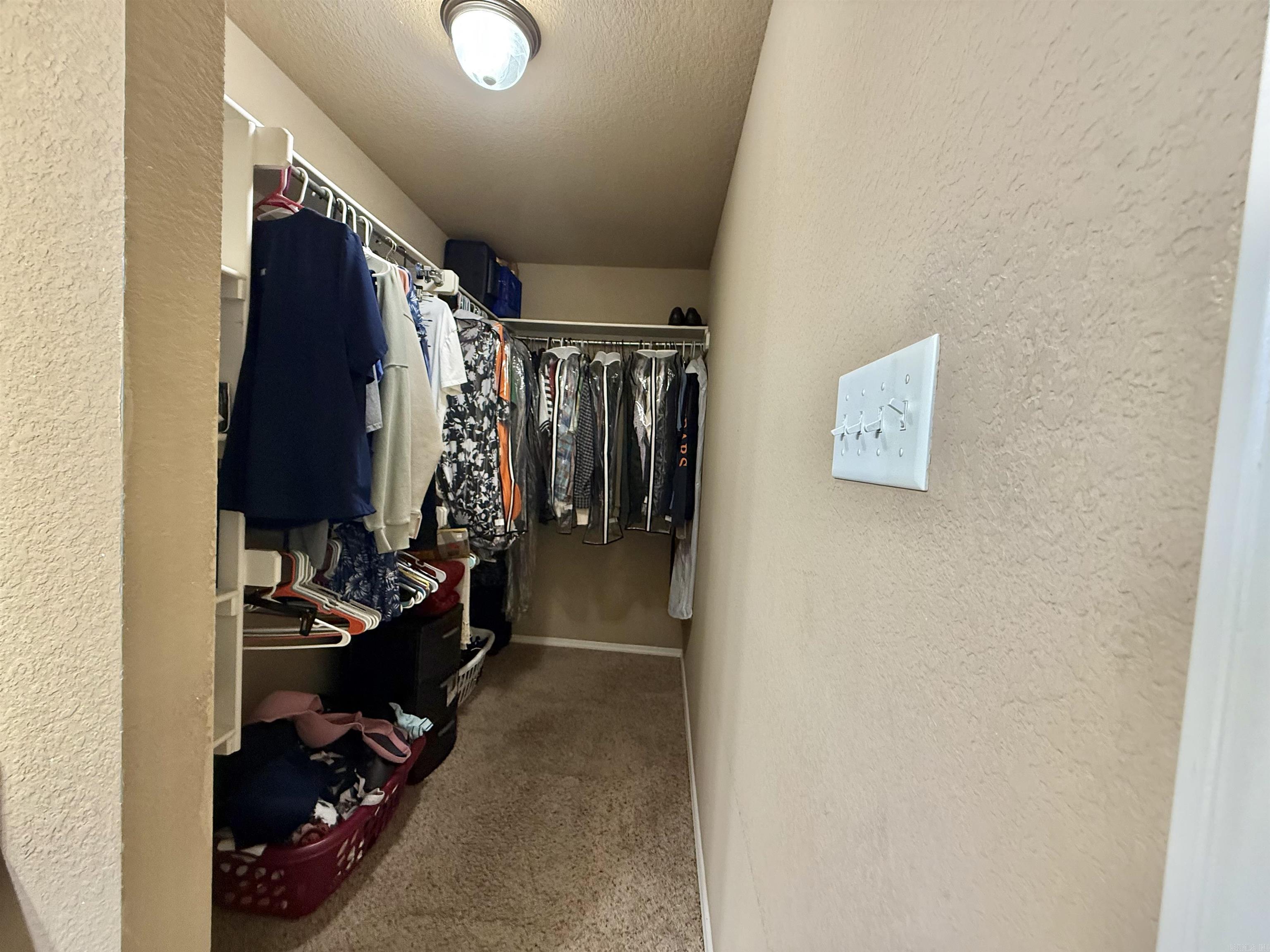 EMERALD MOUNTAIN - Residential