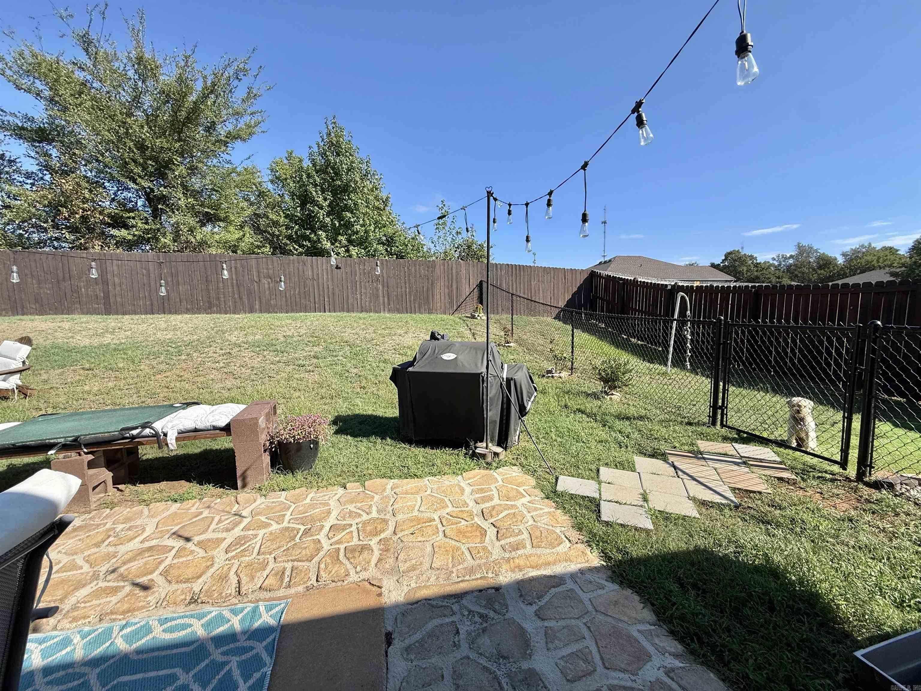 EMERALD MOUNTAIN - Residential