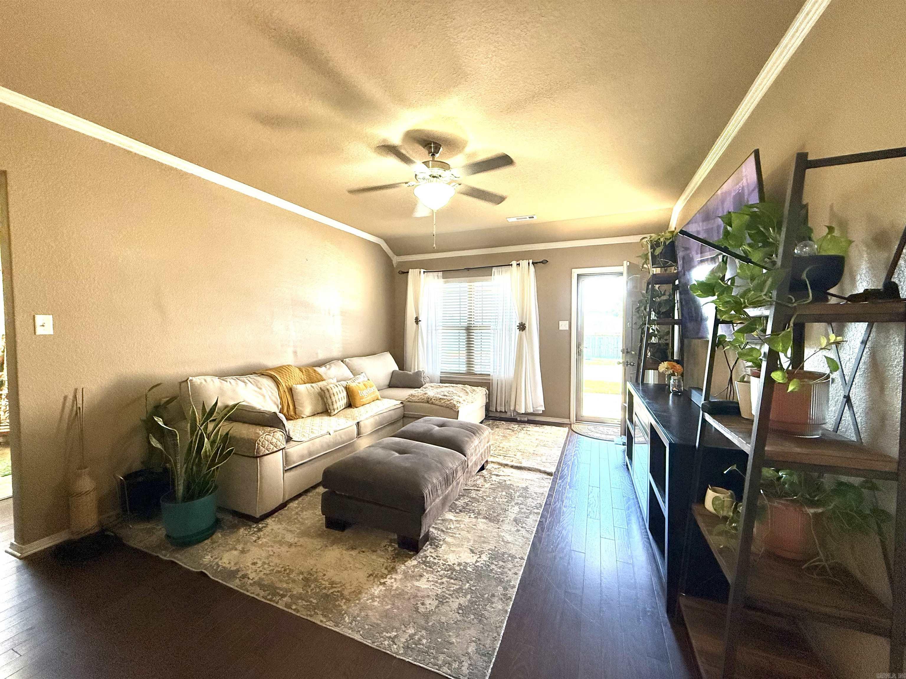 EMERALD MOUNTAIN - Residential