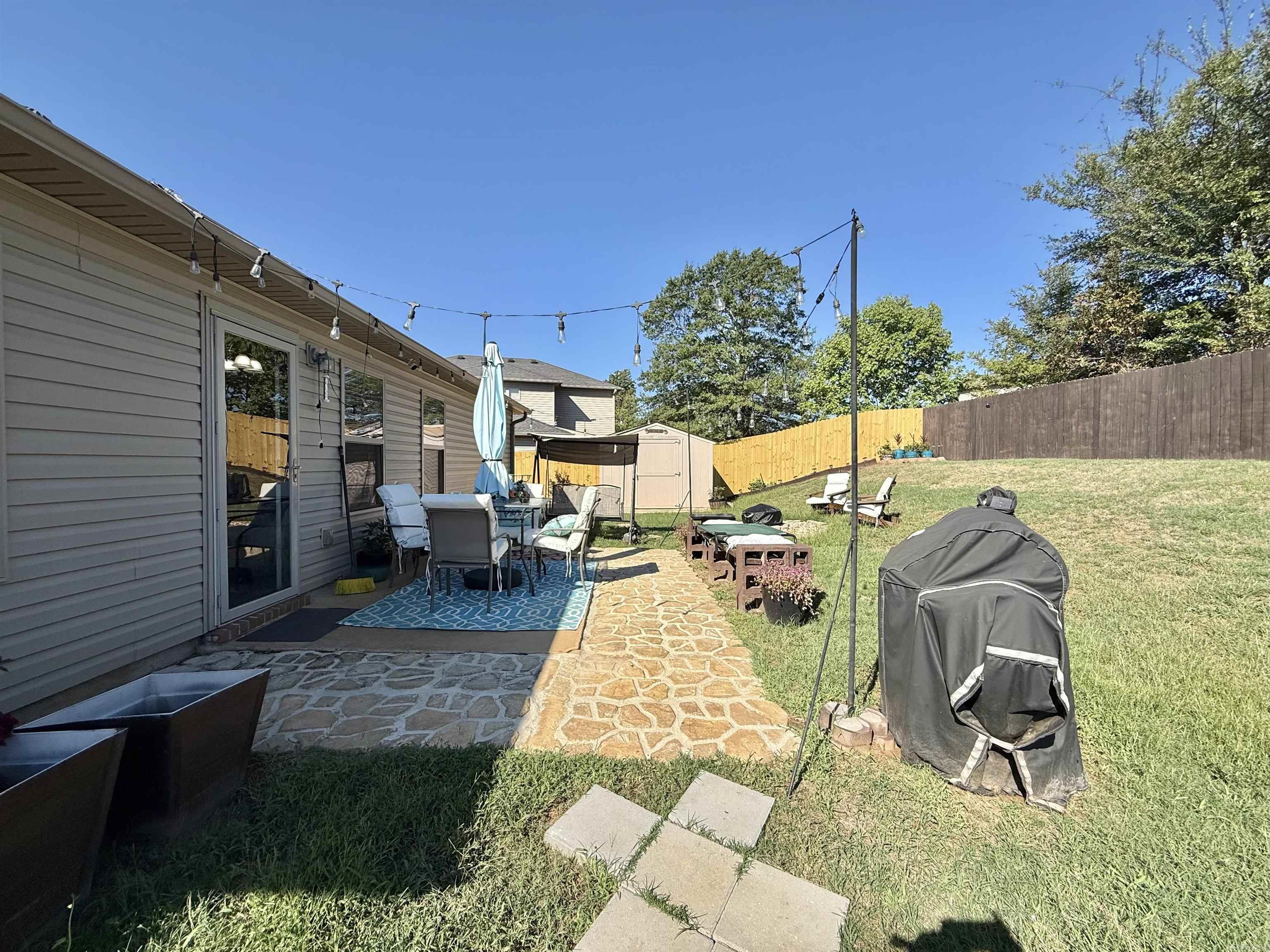 EMERALD MOUNTAIN - Residential