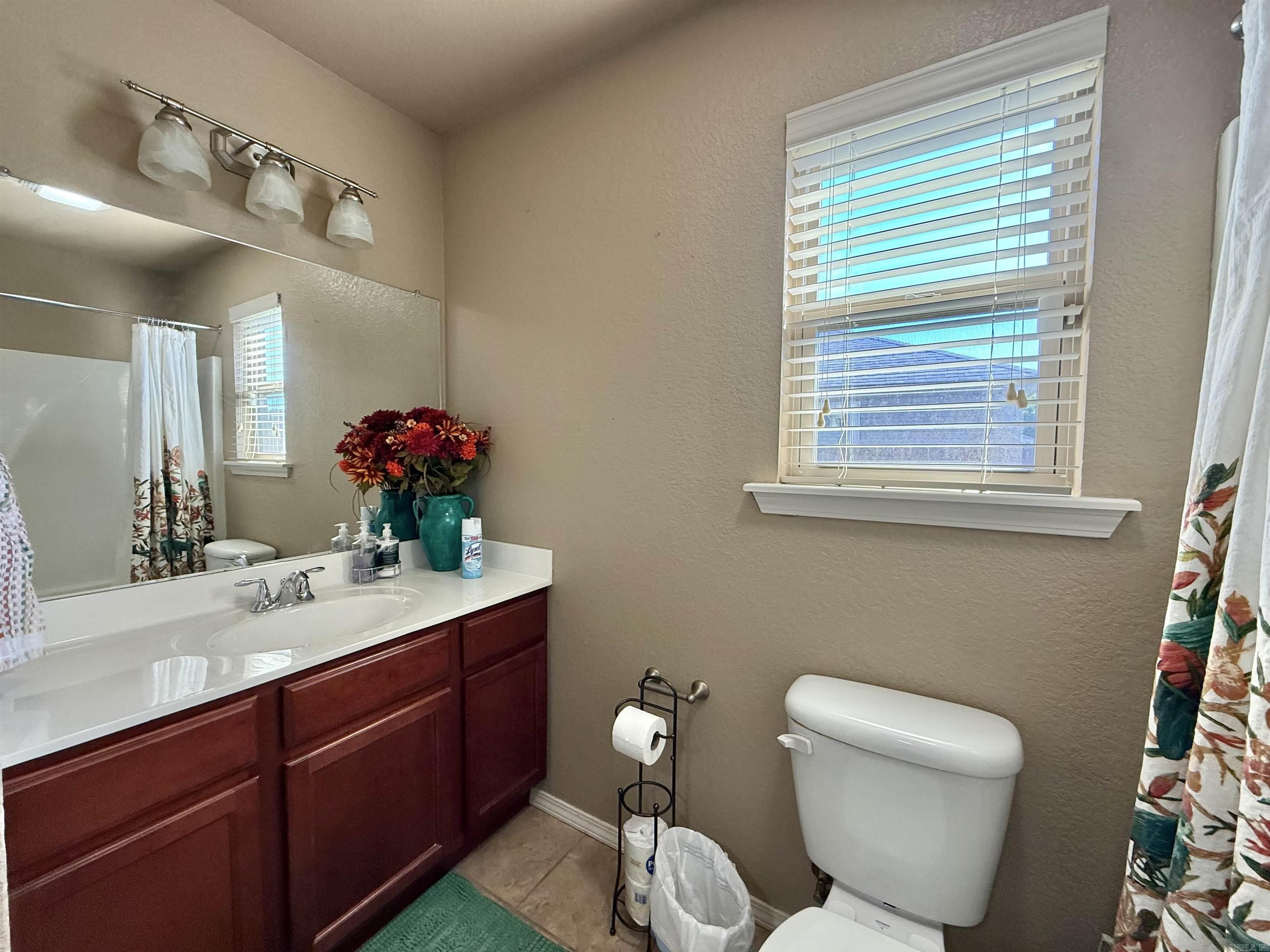 EMERALD MOUNTAIN - Residential