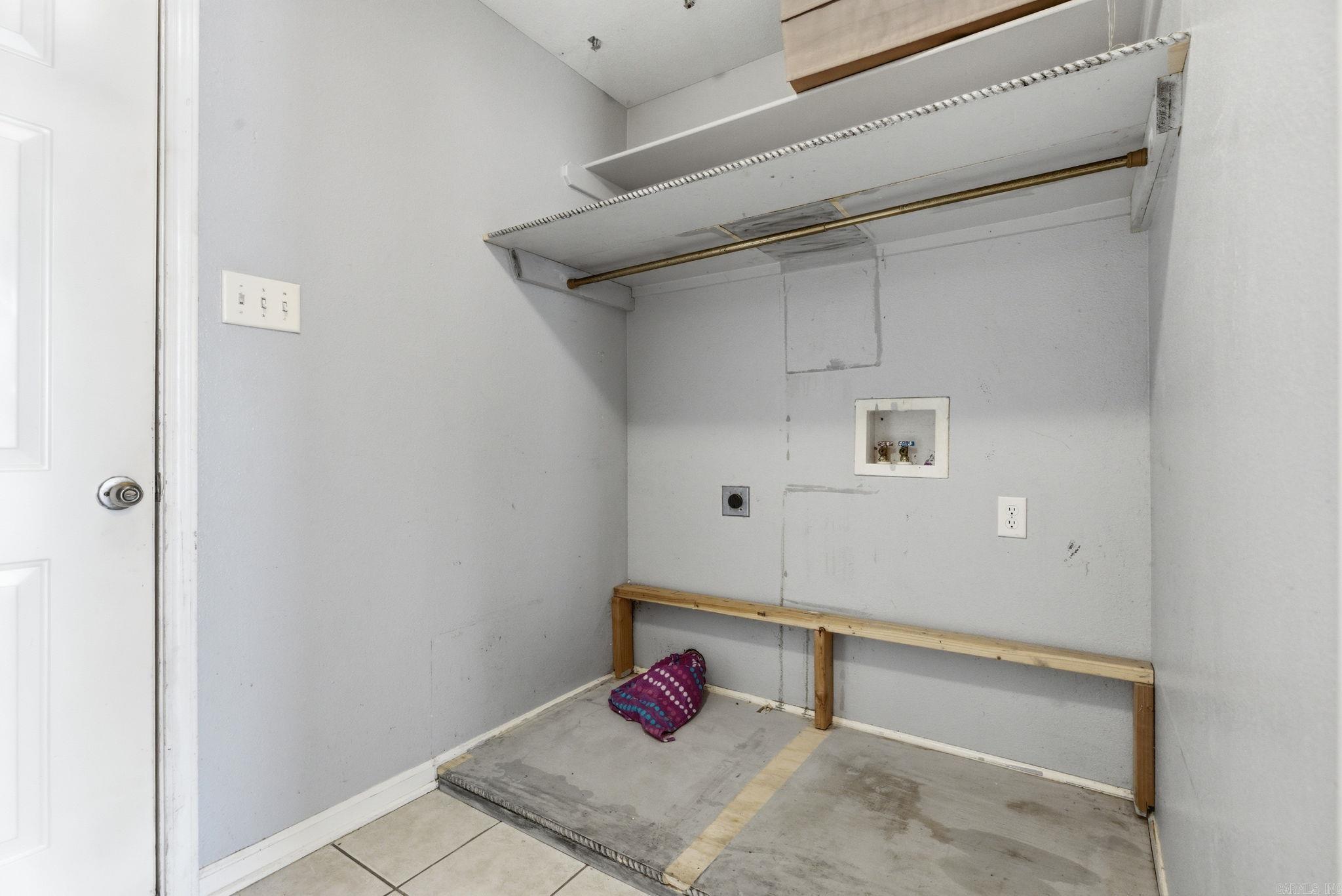 GATTIN WOODS - Residential