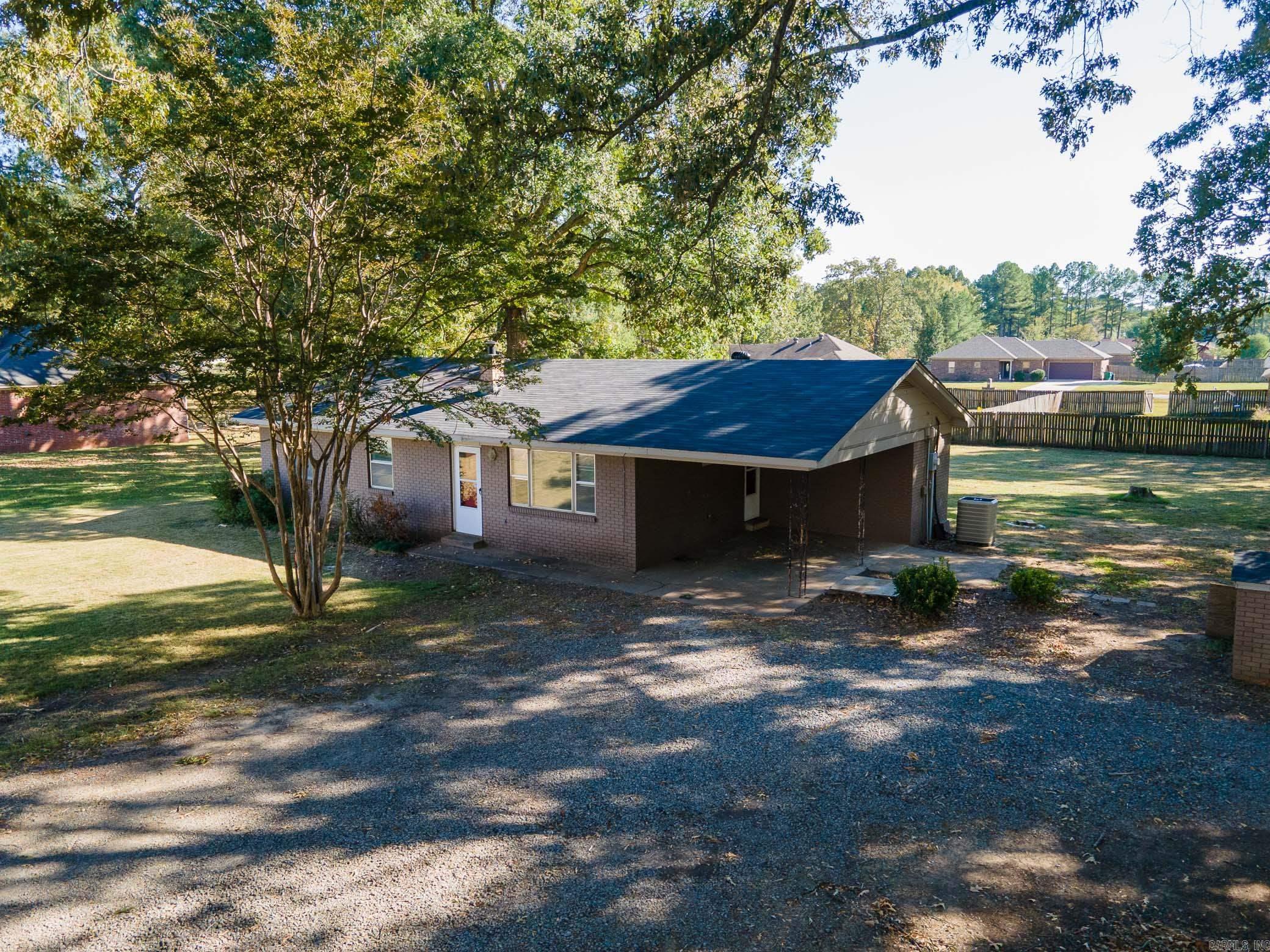 BROOKFIELD WEST - Residential