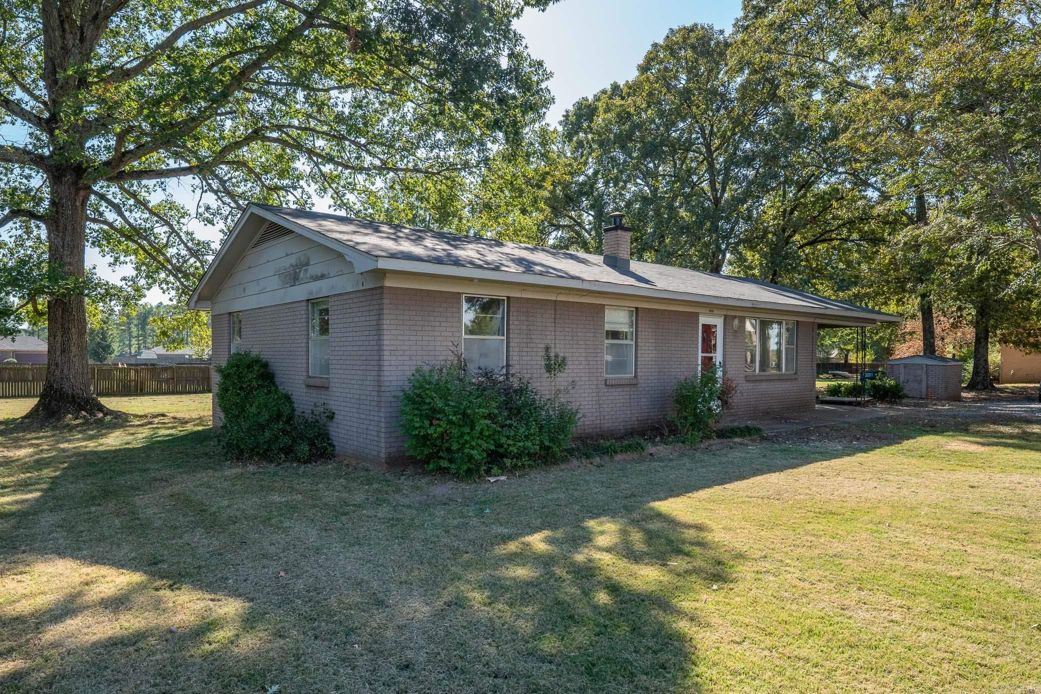 BROOKFIELD WEST - Residential