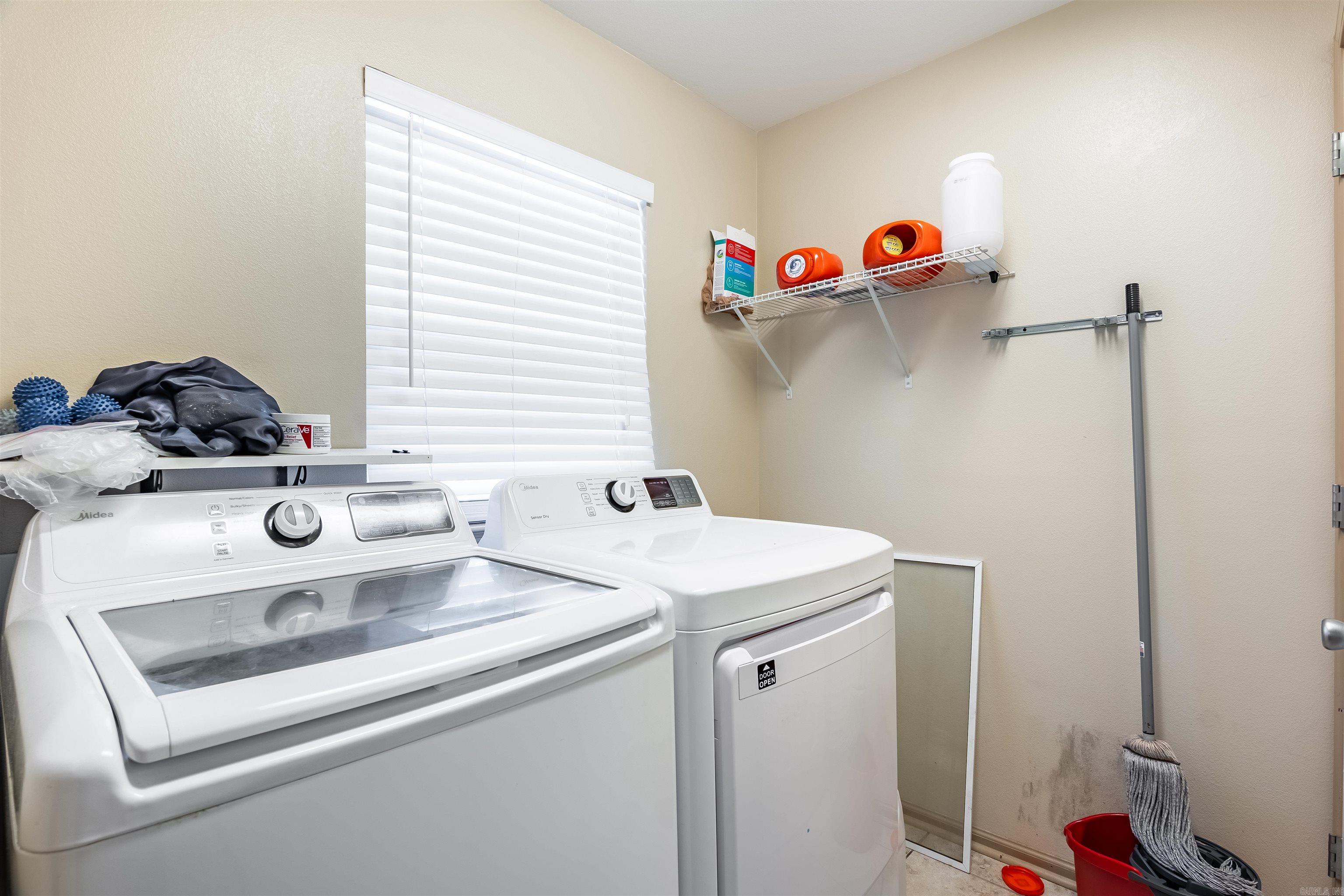 NOB HILL - Residential