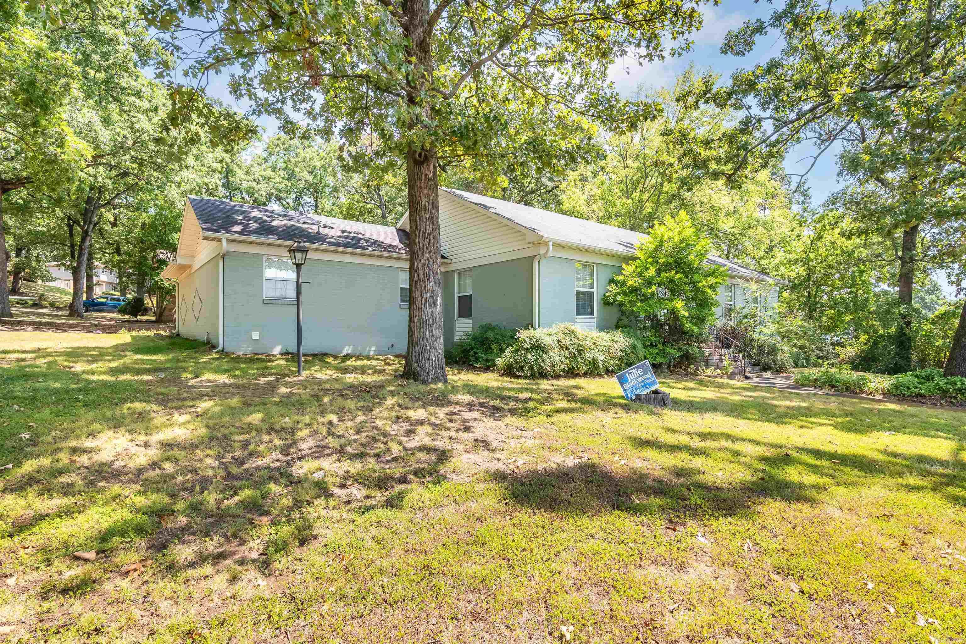 NOB HILL - Residential