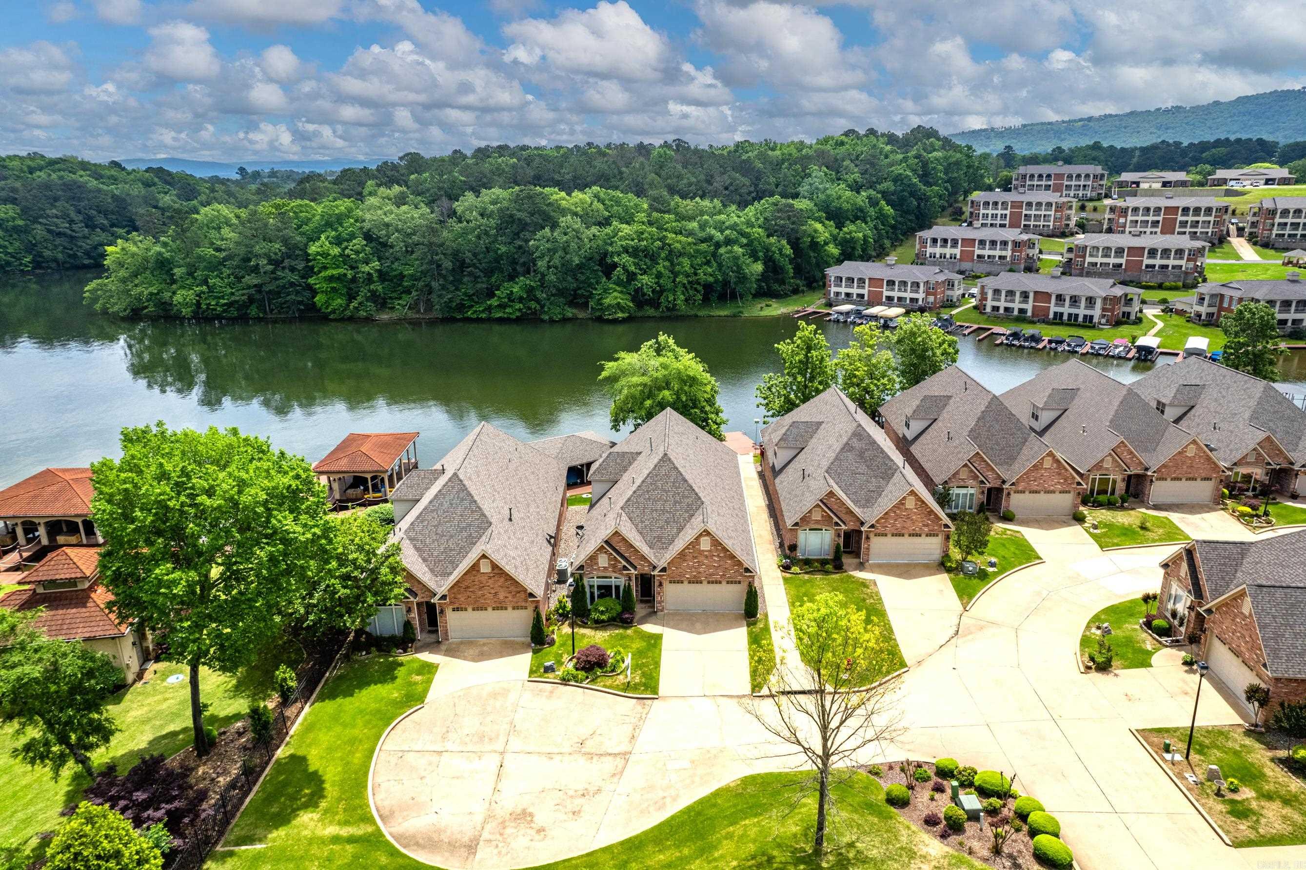 SERENDIPITY SHORES GARDEN HOMES - Residential