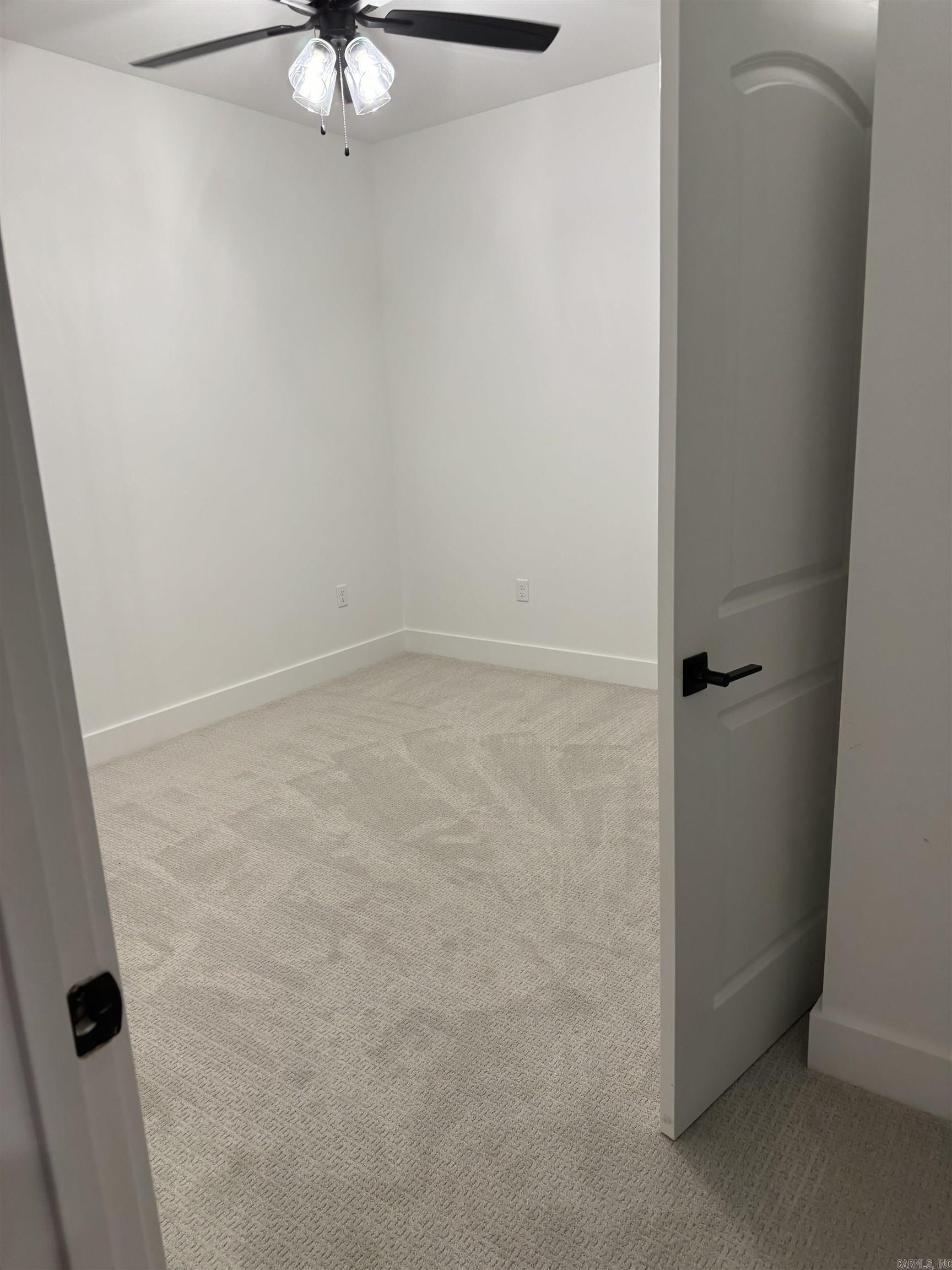 MIDTOWN BRYANT - Residential