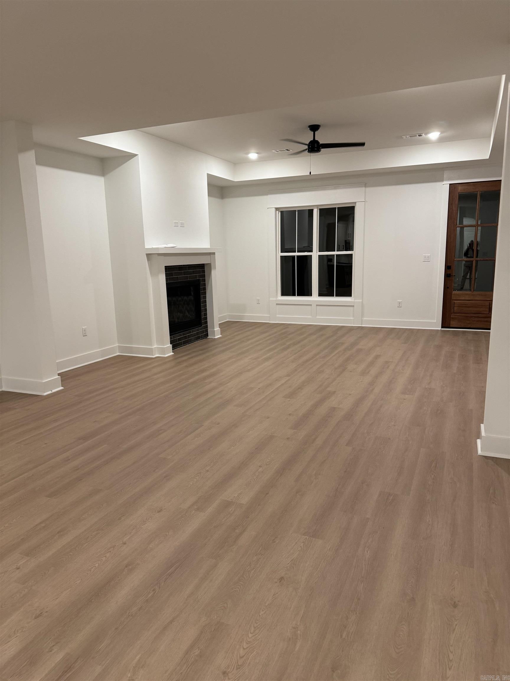 MIDTOWN BRYANT - Residential