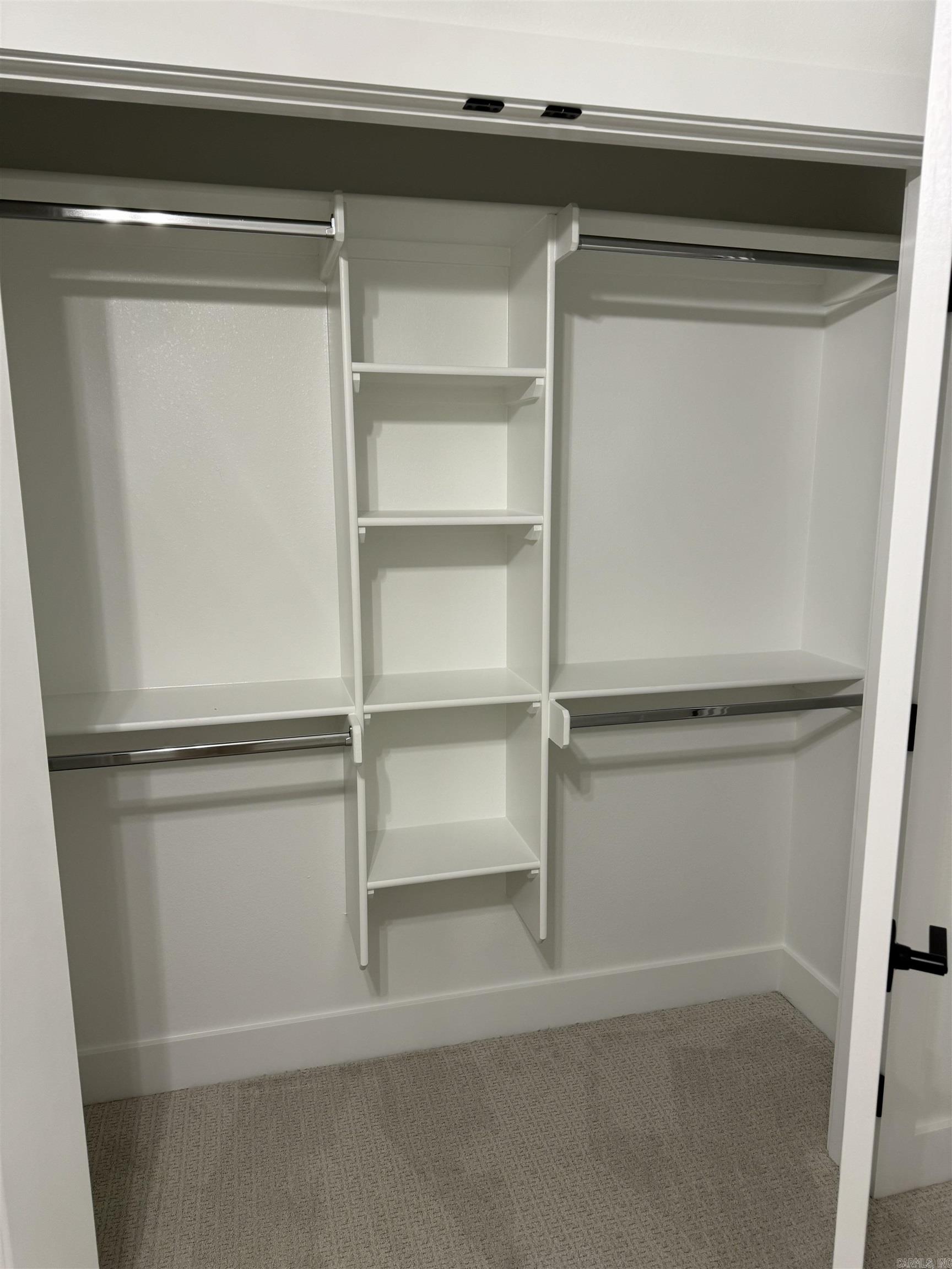 MIDTOWN BRYANT - Residential