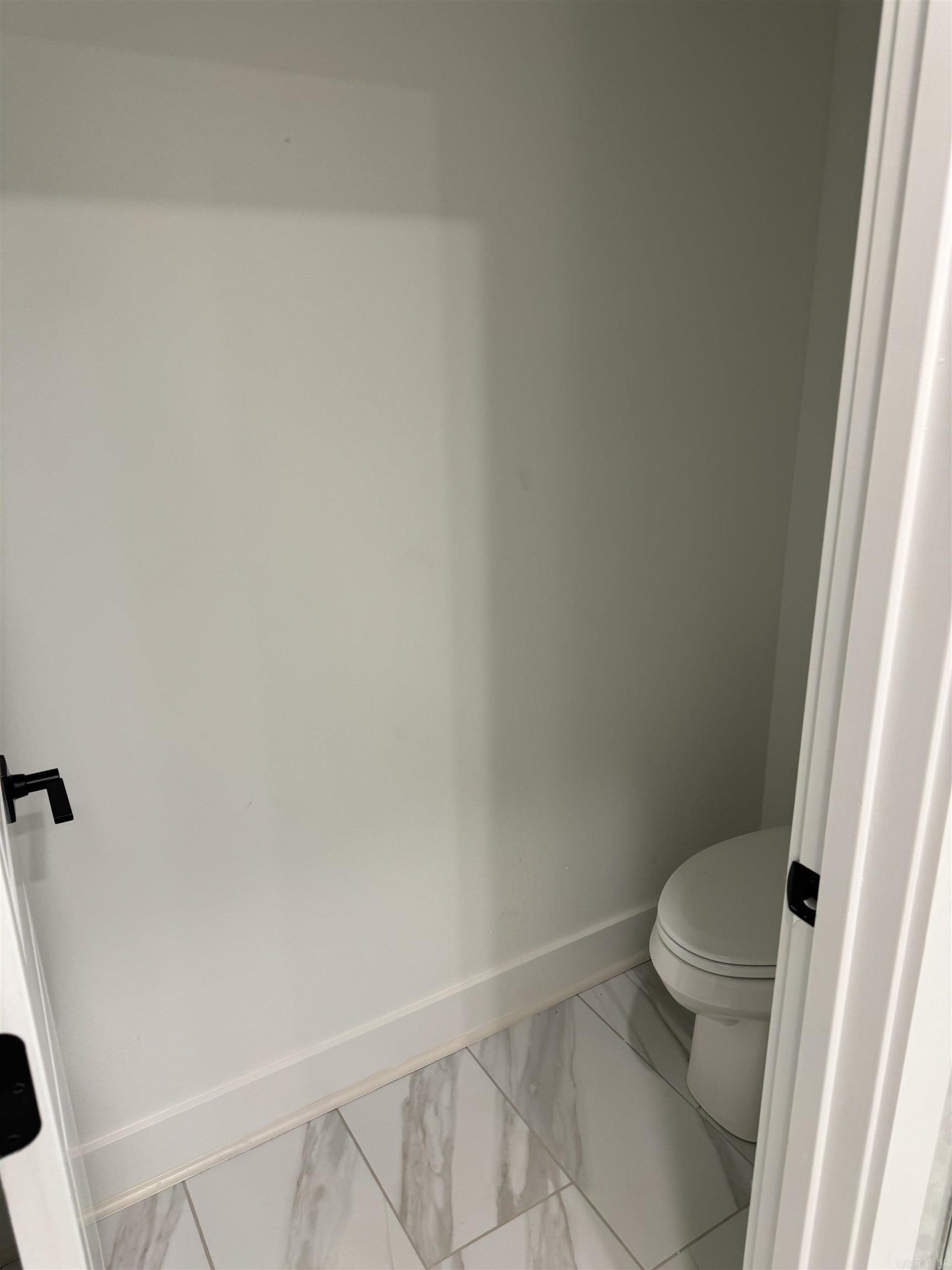 MIDTOWN BRYANT - Residential