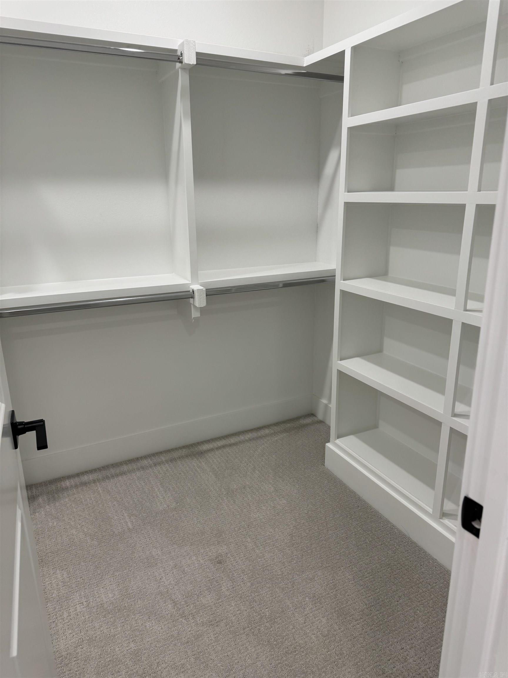 MIDTOWN BRYANT - Residential