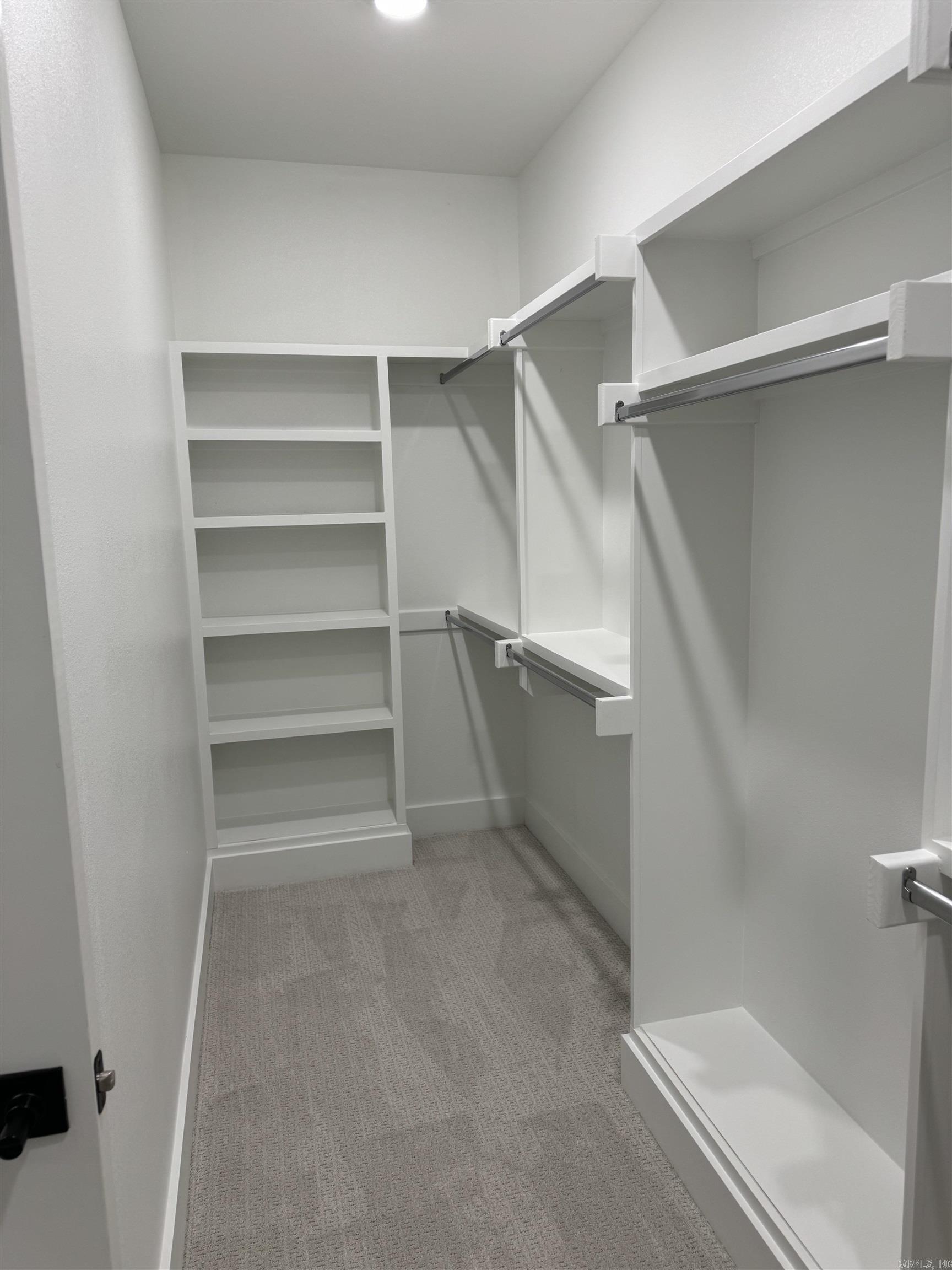 MIDTOWN BRYANT - Residential