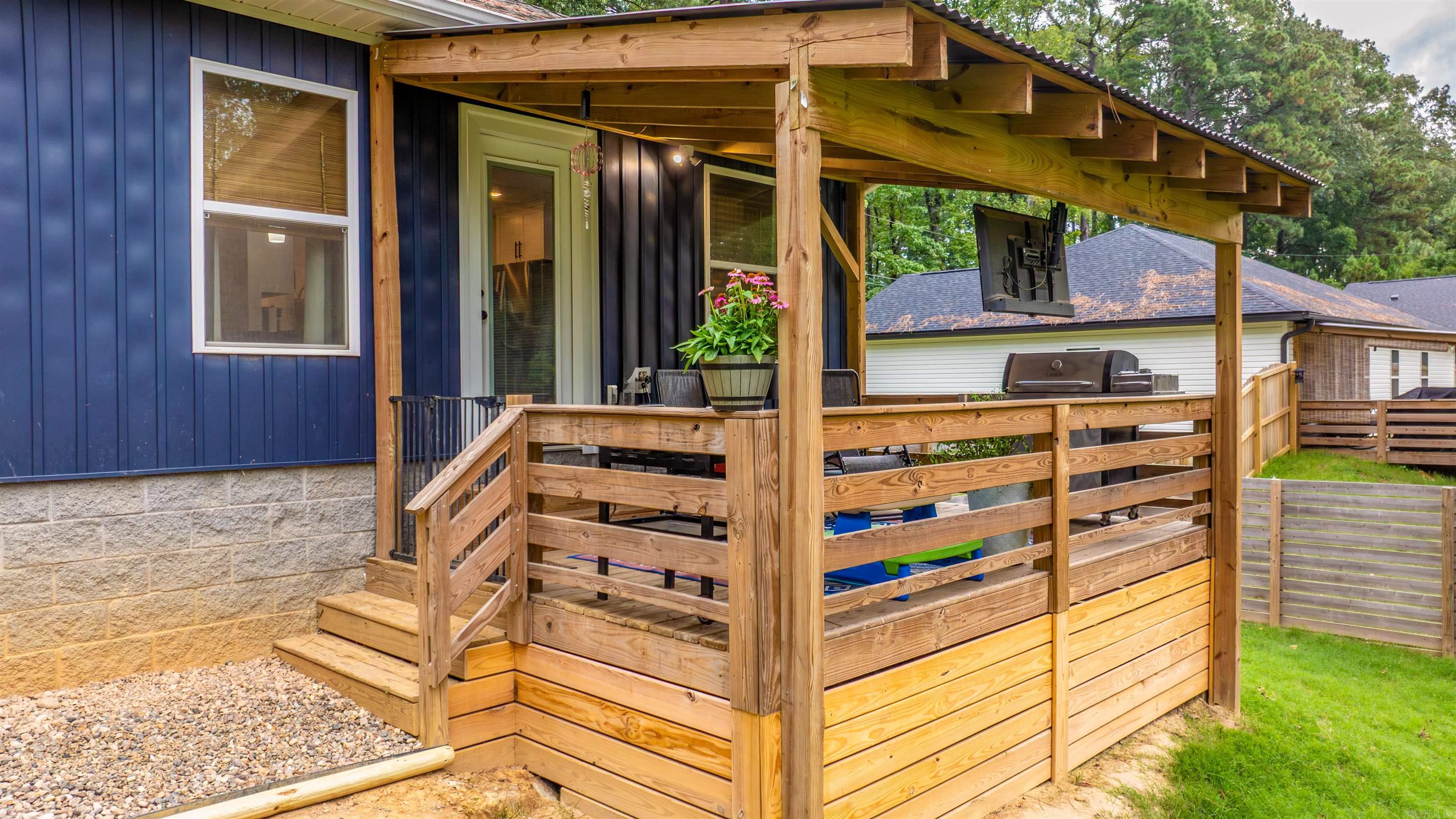 HILLCREST ADDITION - Residential
