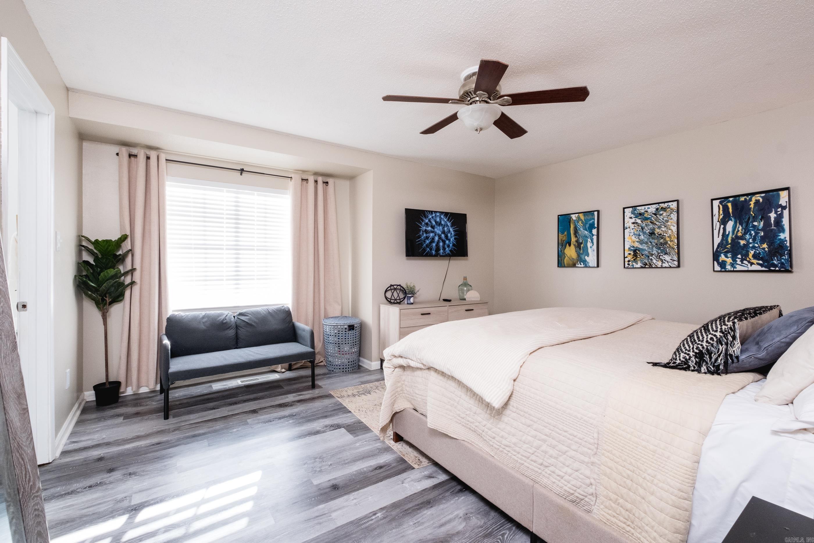 ECHO VALLEY - Residential