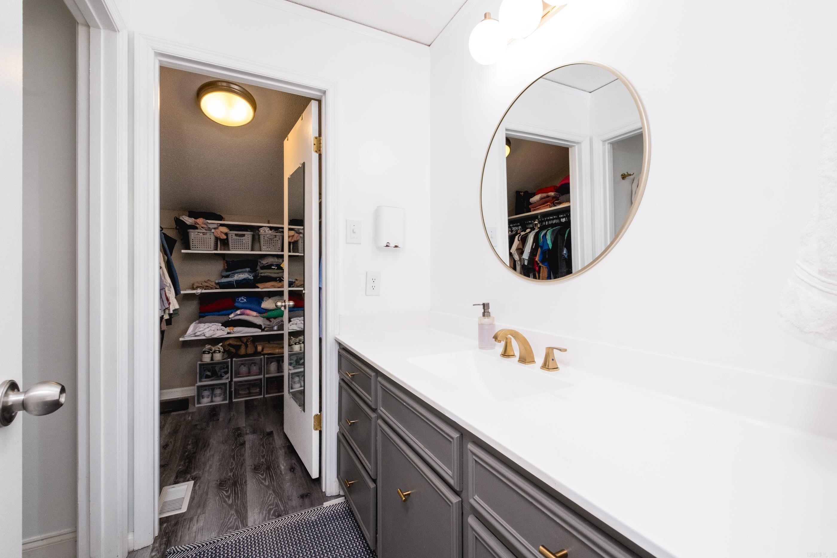 ECHO VALLEY - Residential