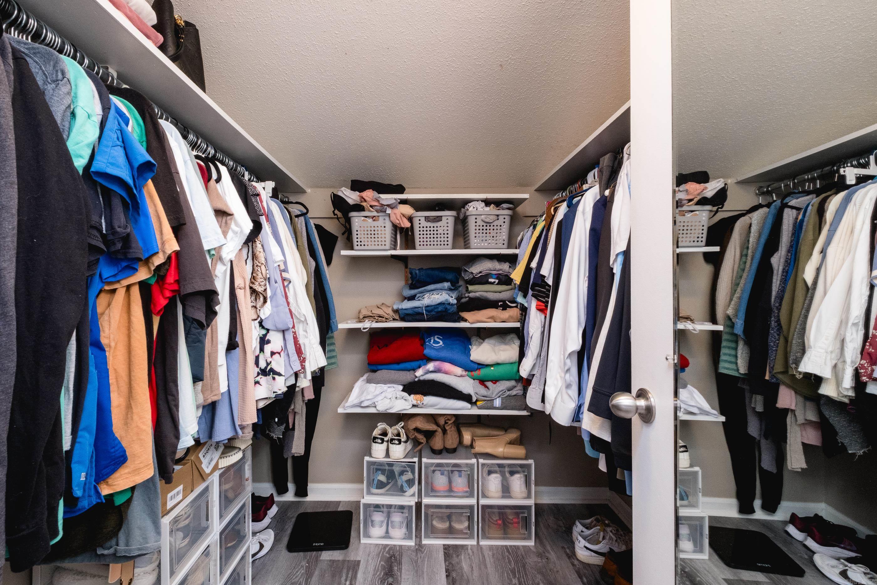 ECHO VALLEY - Residential