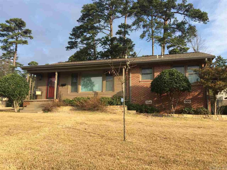 Very well maintained bungalow in Forest Park School zone! Updated kitchen, new paint, energy efficient windows, and stainless steel appliances. Great outdoor entertainment area on brick patio and screened in porch. Storm doors, gutters, sprinkler system, security system, and newer hardware.