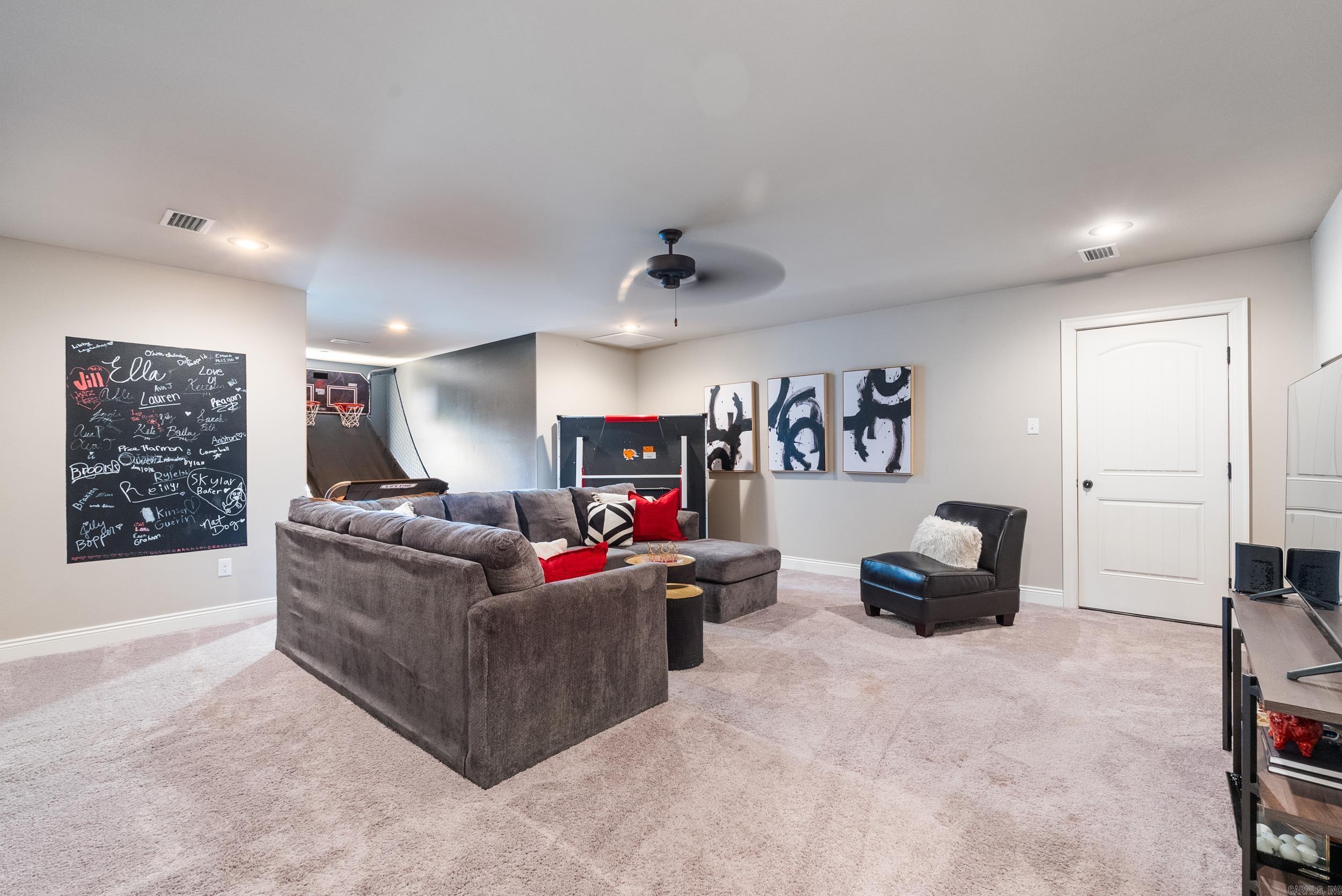 FIELDSTONE - Residential