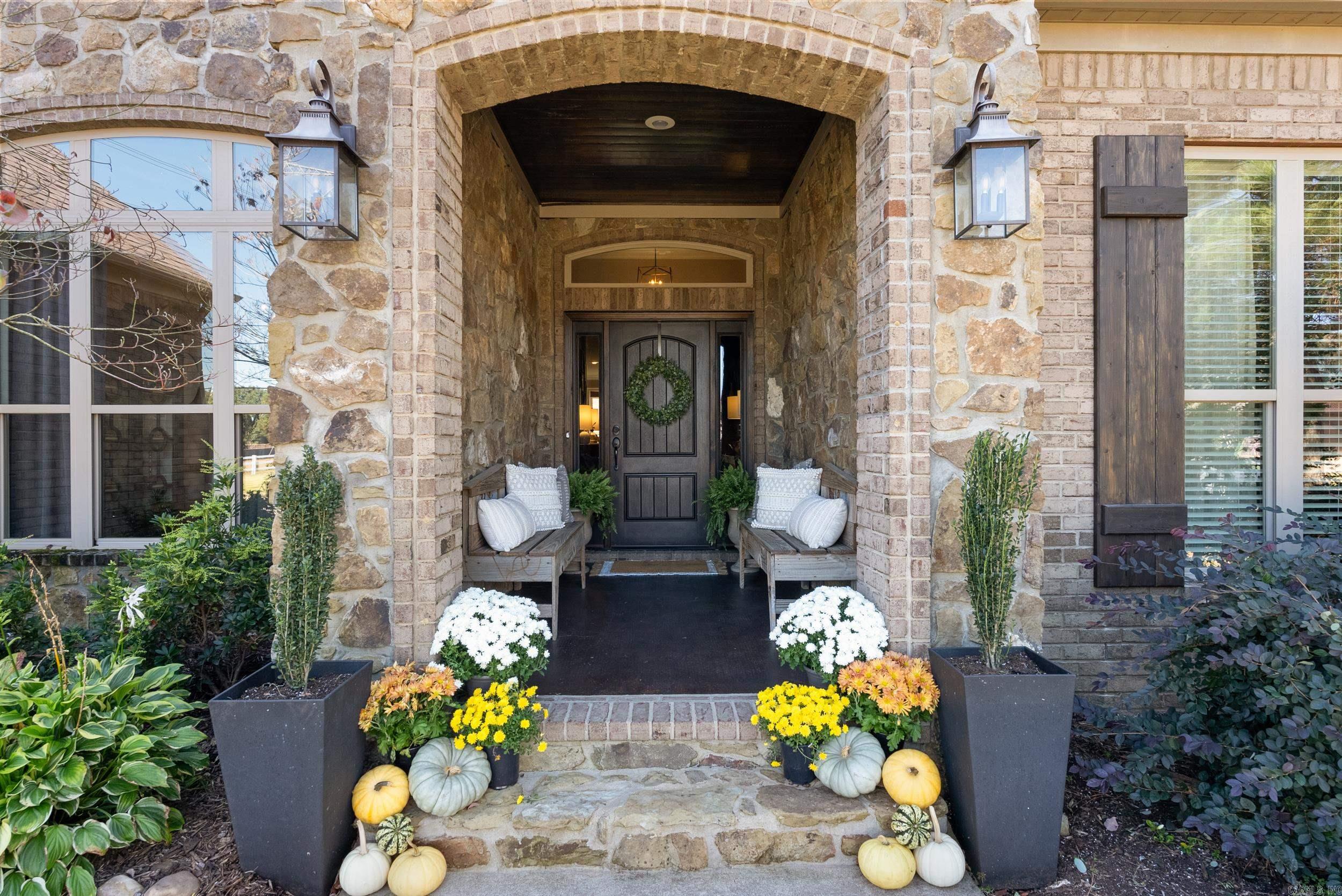 FIELDSTONE - Residential