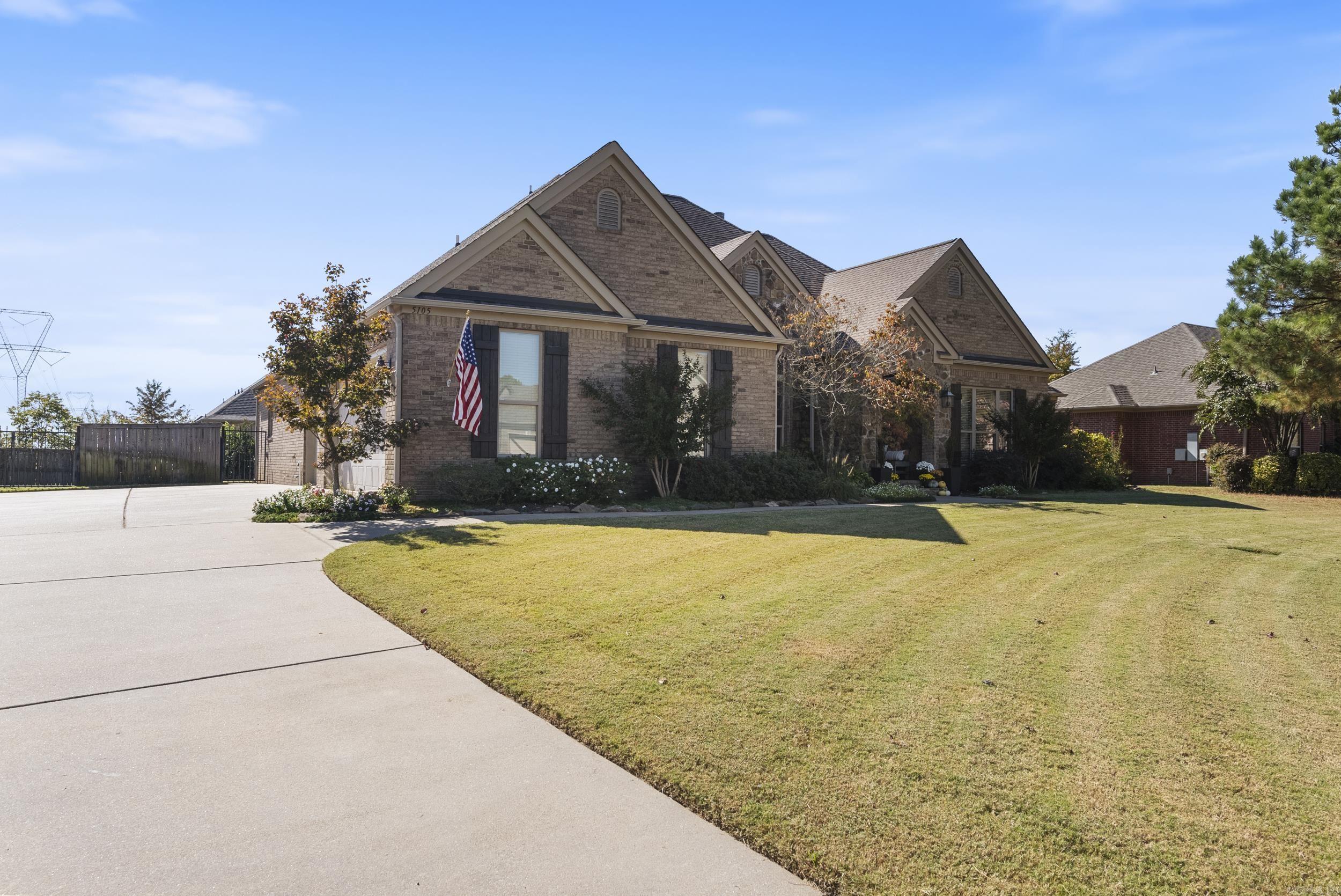 FIELDSTONE - Residential