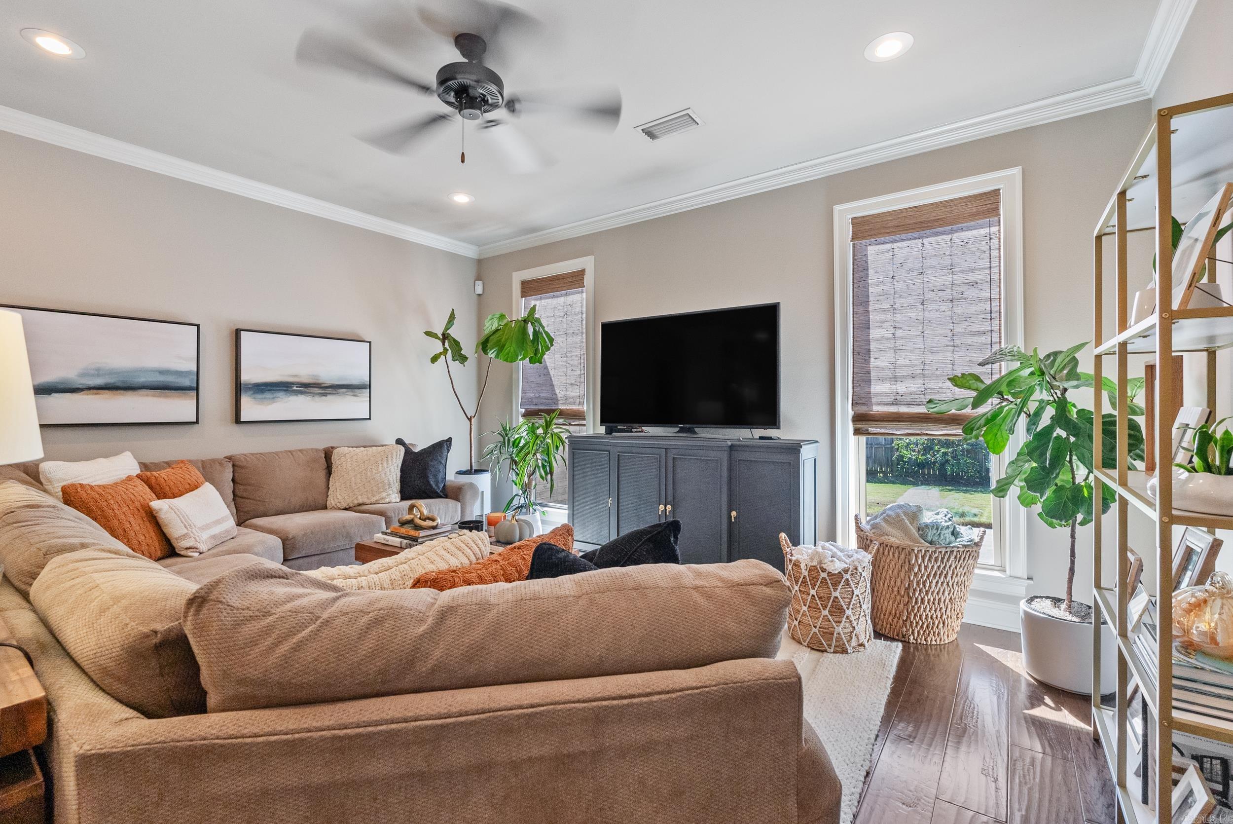 FIELDSTONE - Residential