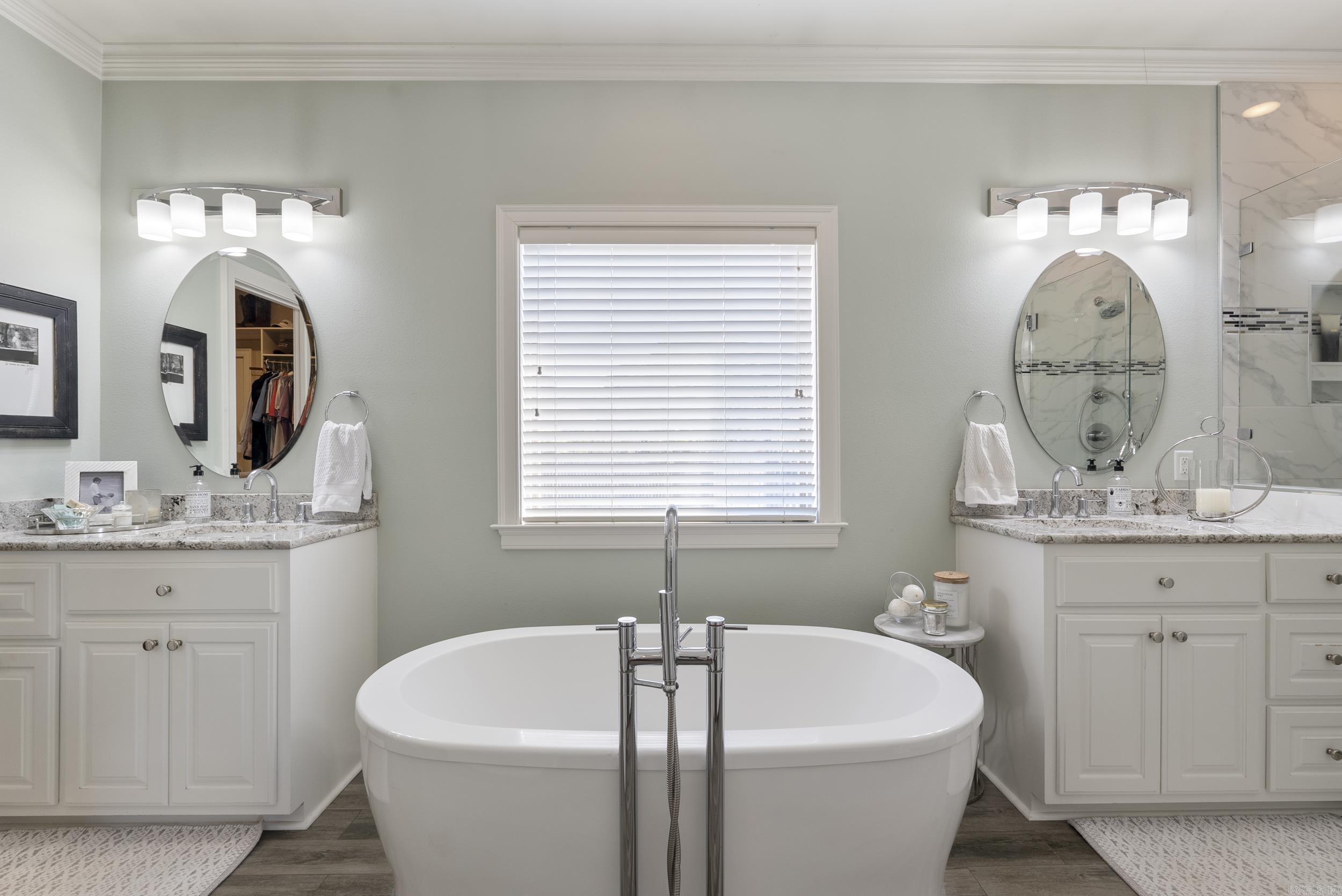 FIELDSTONE - Residential