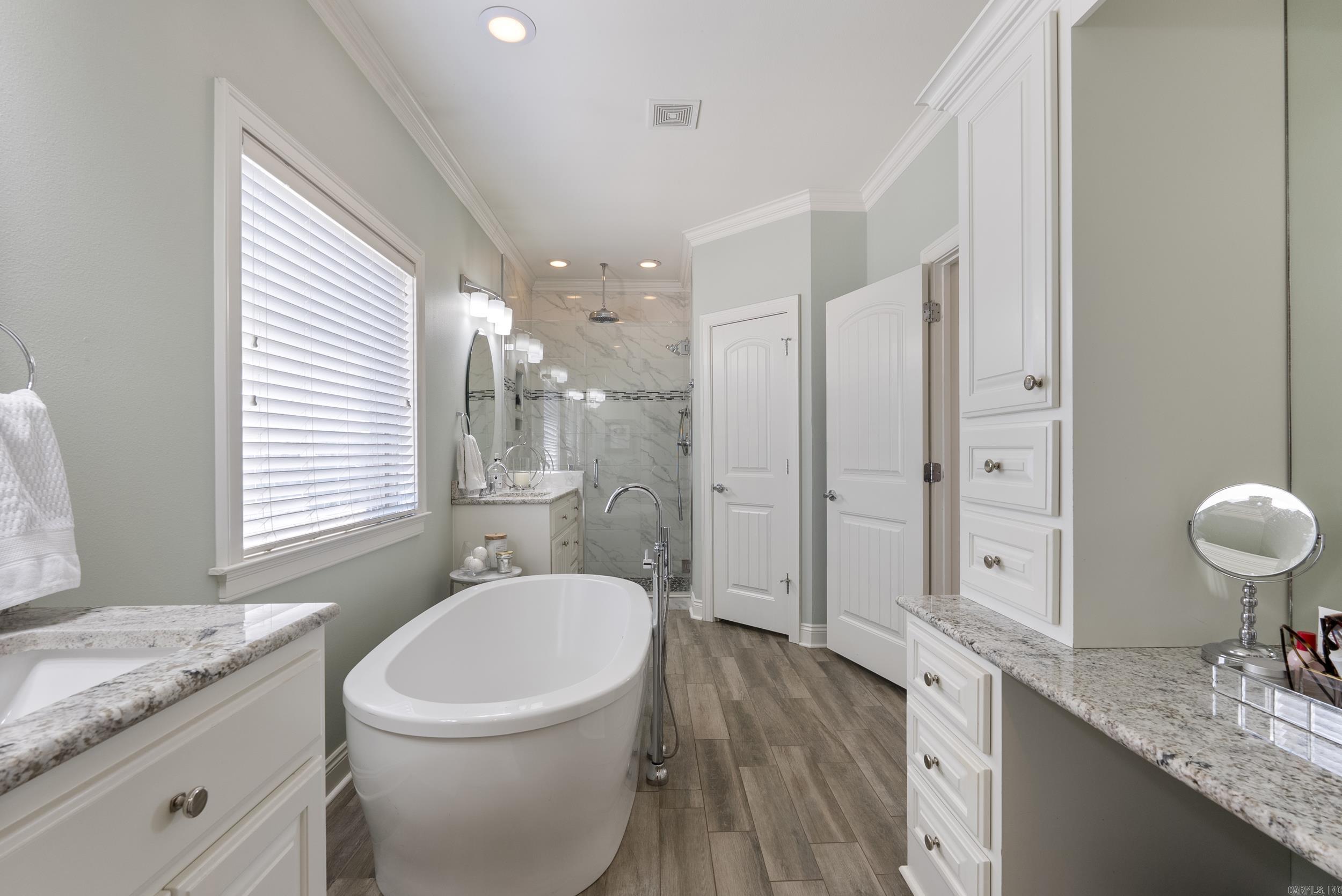 FIELDSTONE - Residential