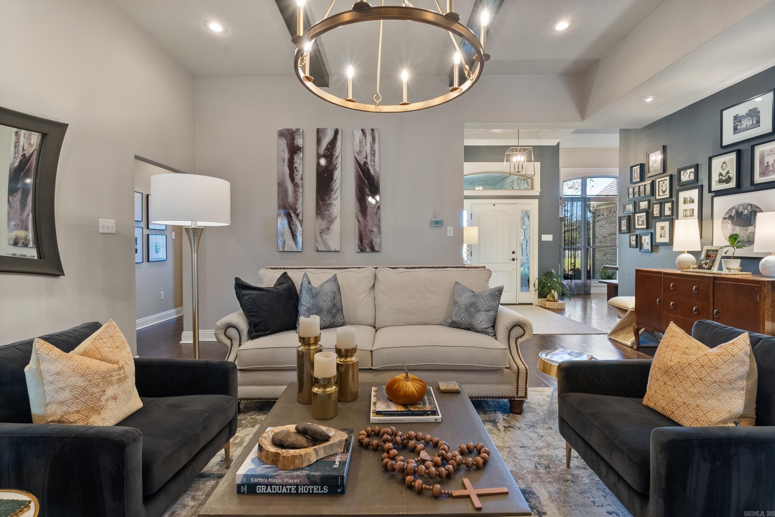 FIELDSTONE - Residential
