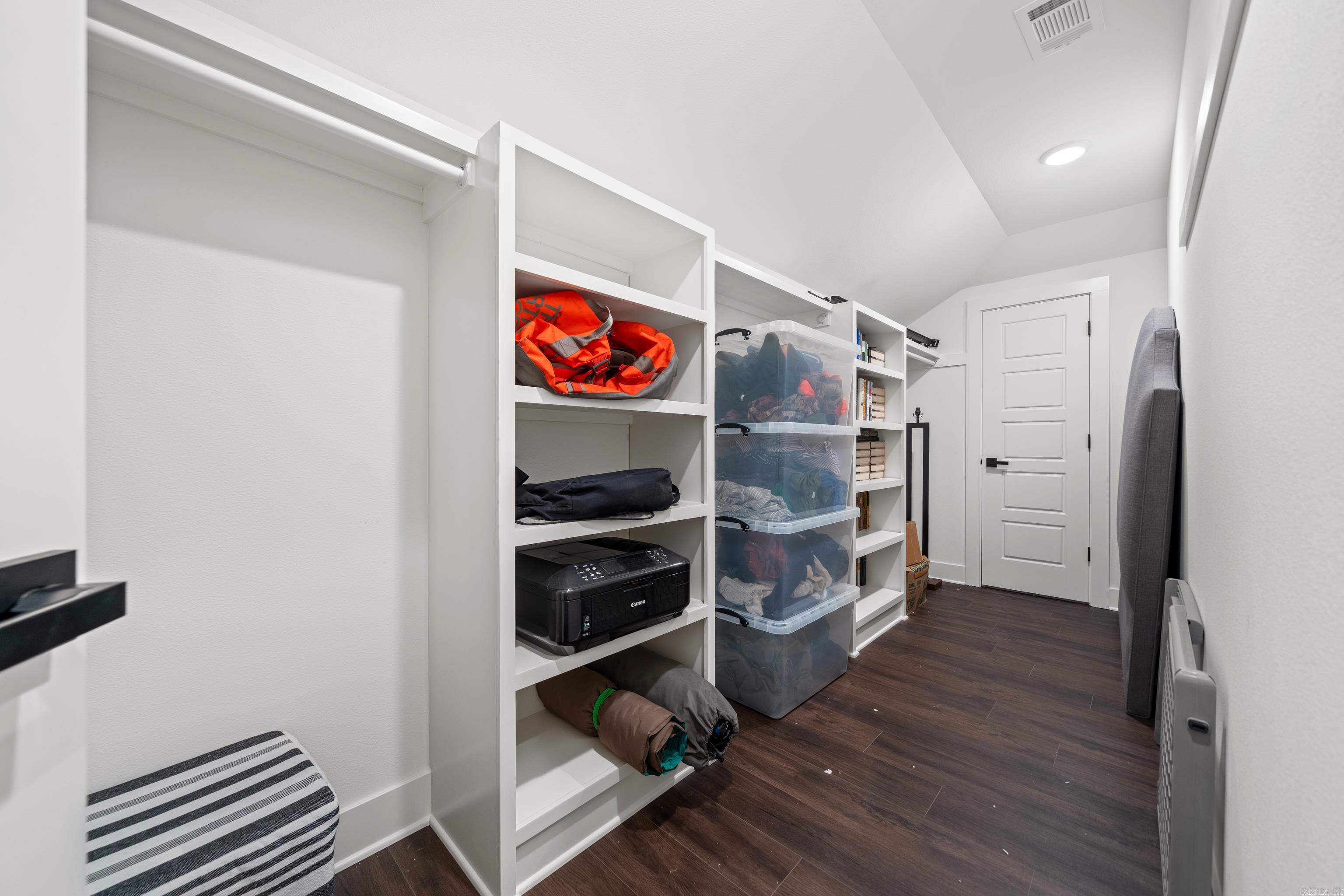 COTTAGES AT BAYSHORE - Residential