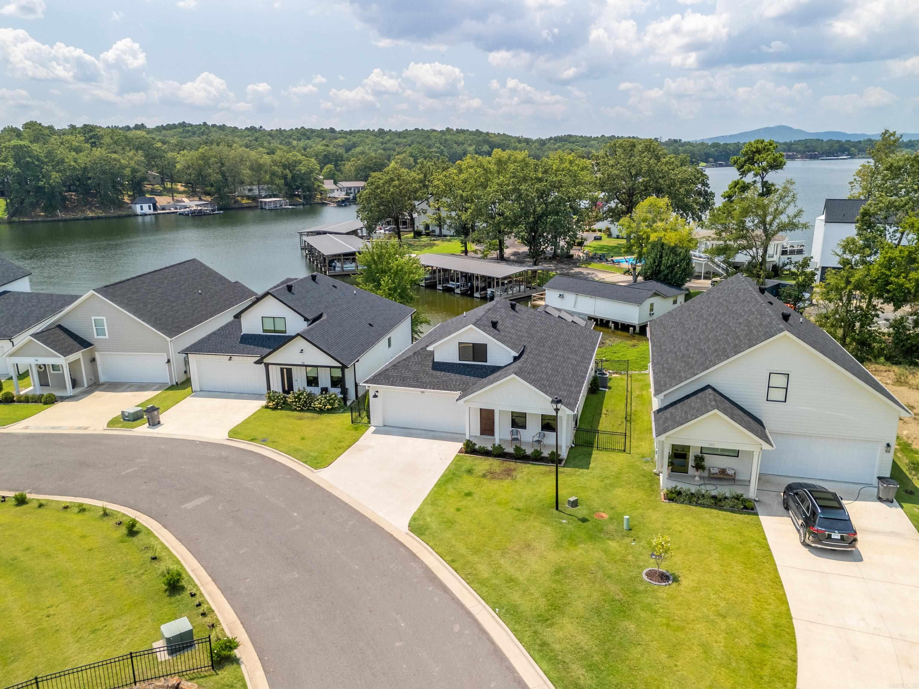 COTTAGES AT BAYSHORE - Residential