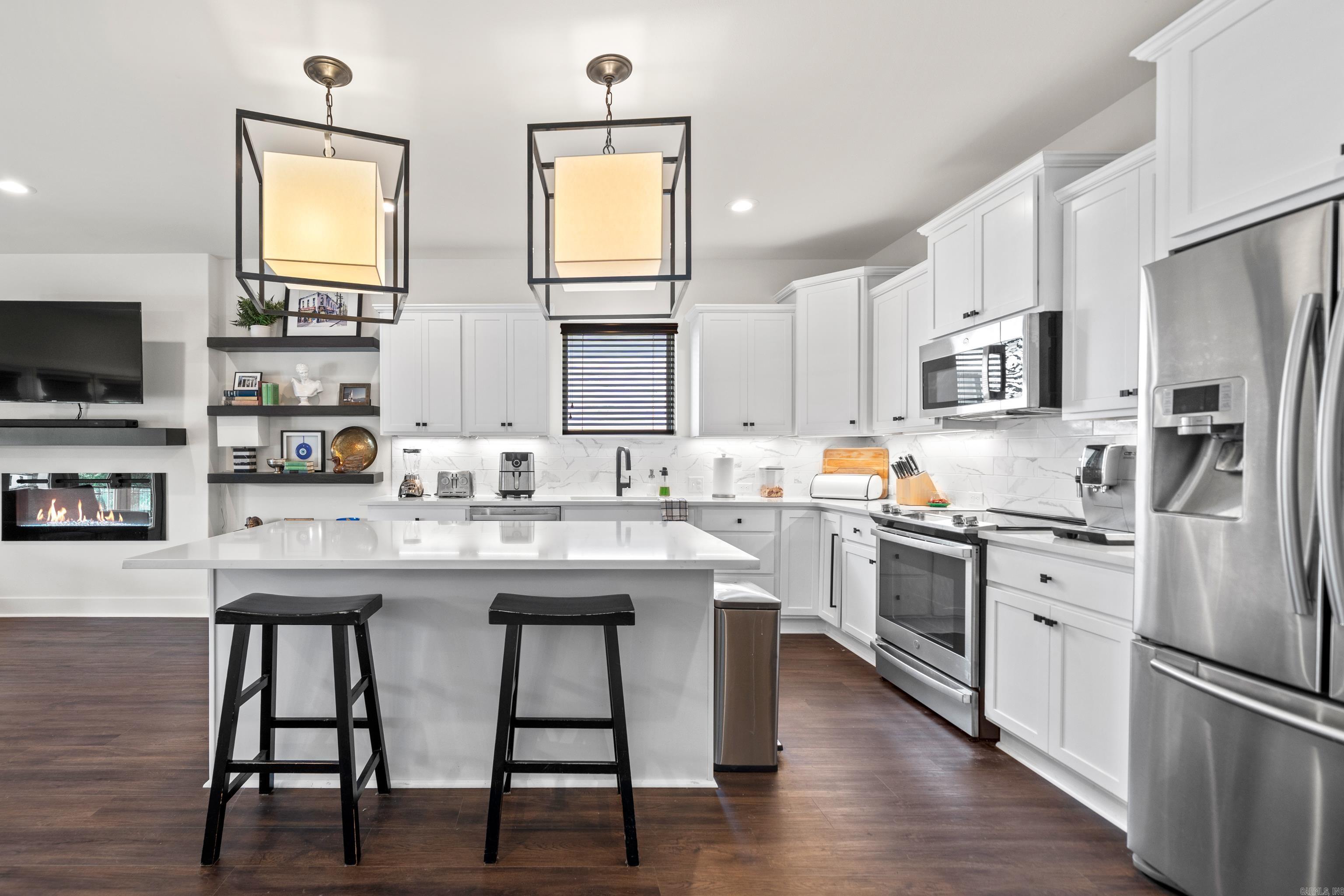 COTTAGES AT BAYSHORE - Residential