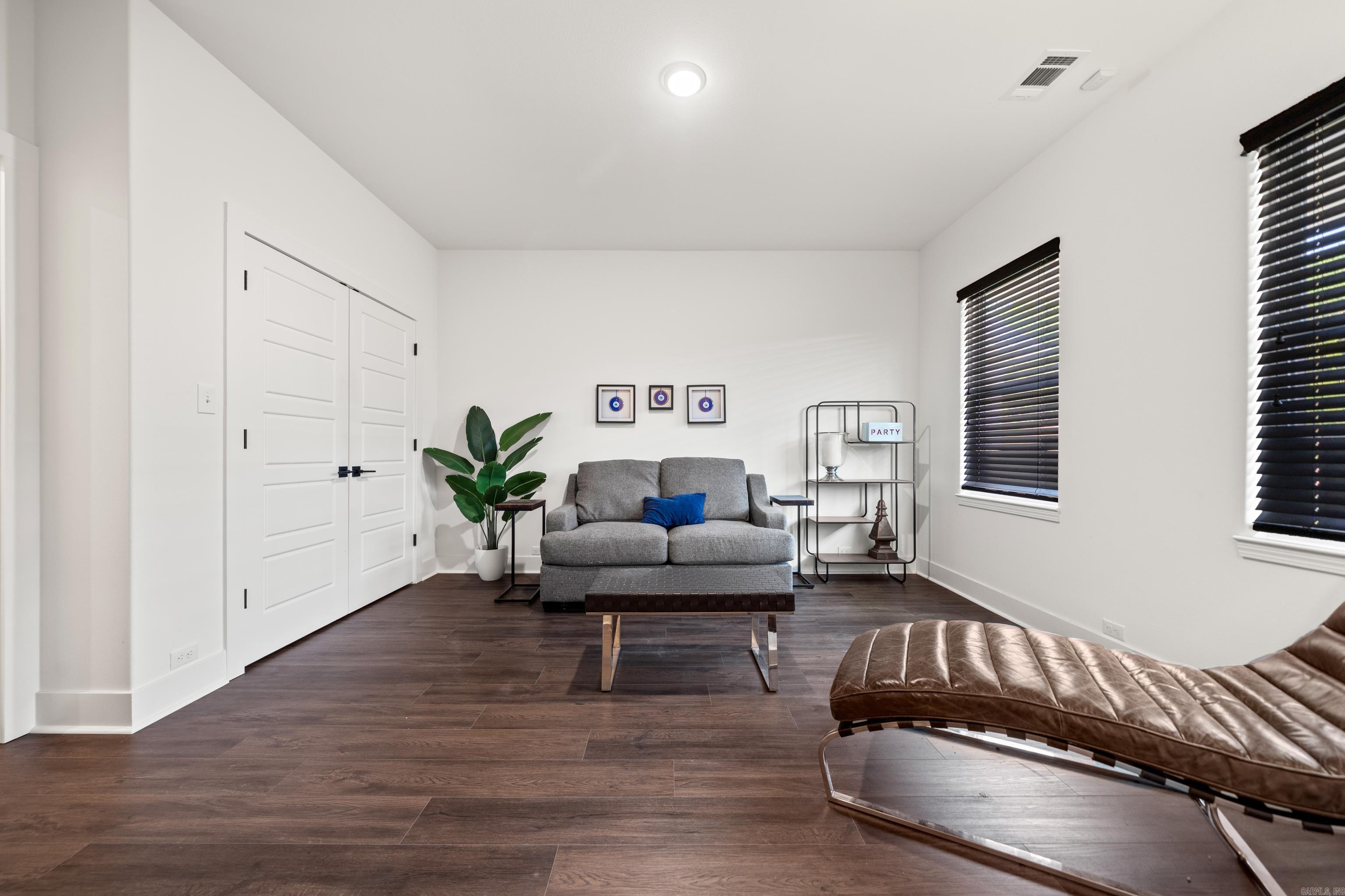 COTTAGES AT BAYSHORE - Residential