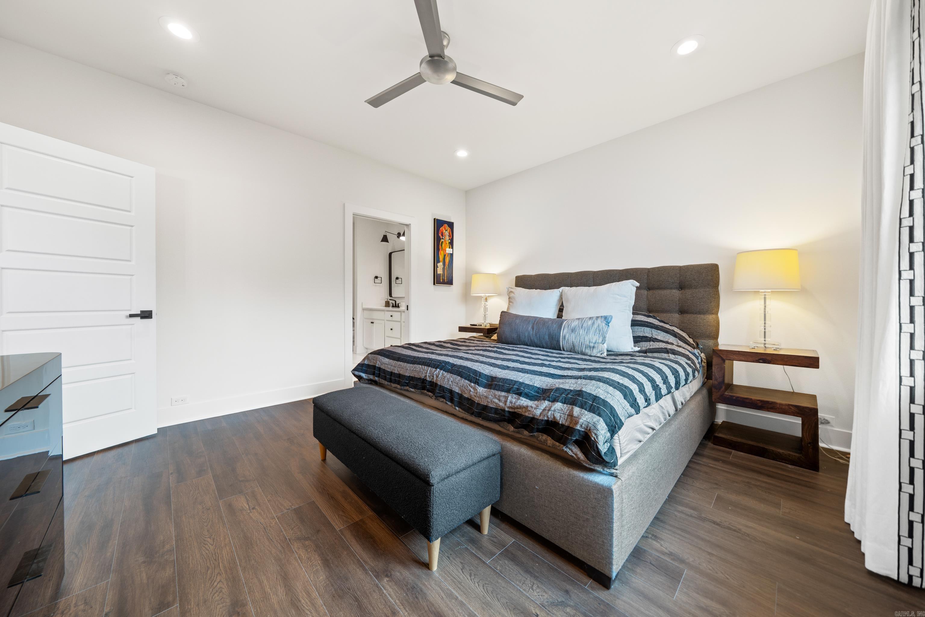 COTTAGES AT BAYSHORE - Residential