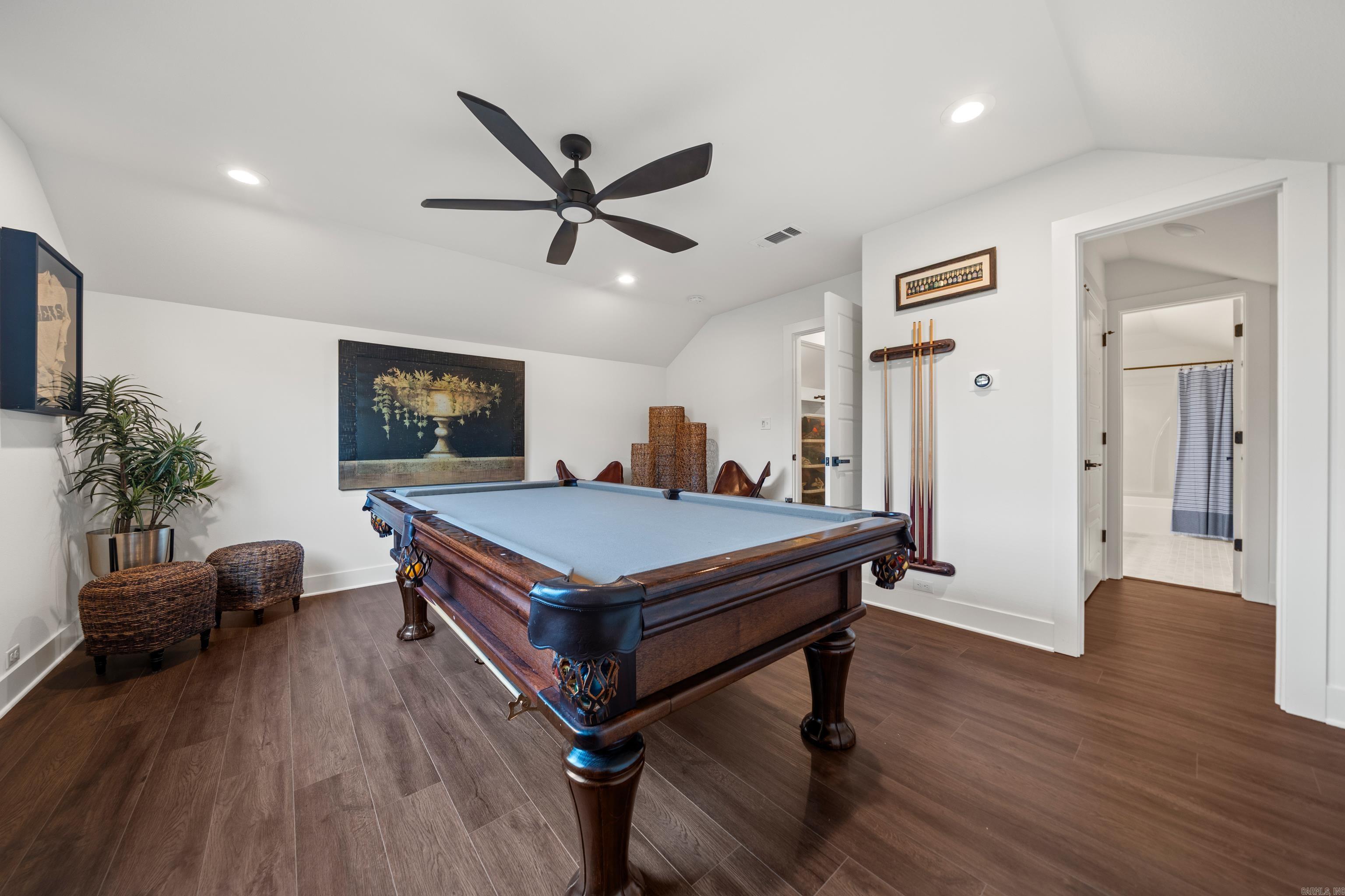 COTTAGES AT BAYSHORE - Residential