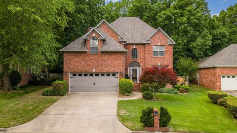 Photo of 79 Aberdeen Drive, Little Rock, AR 72223 (MLS # 26016627)