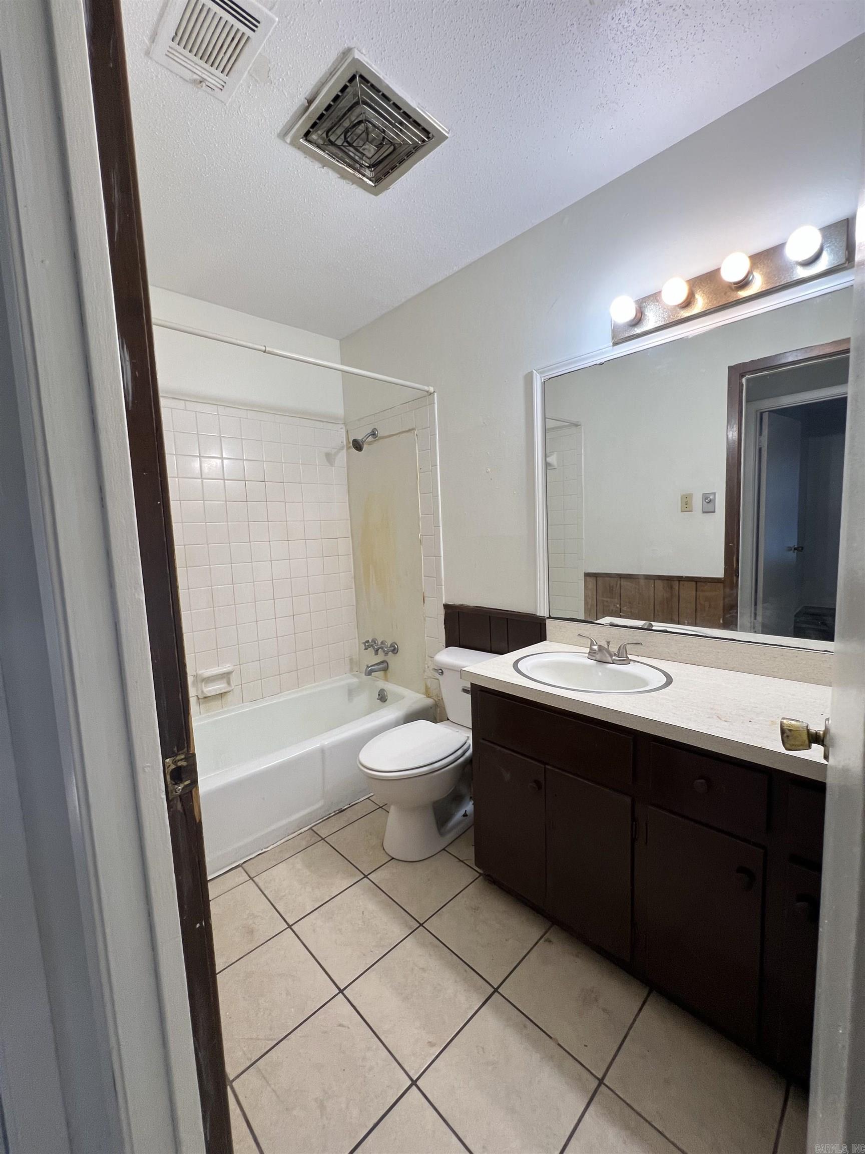 Jefferson Heights South Unit #4 - Residential Income