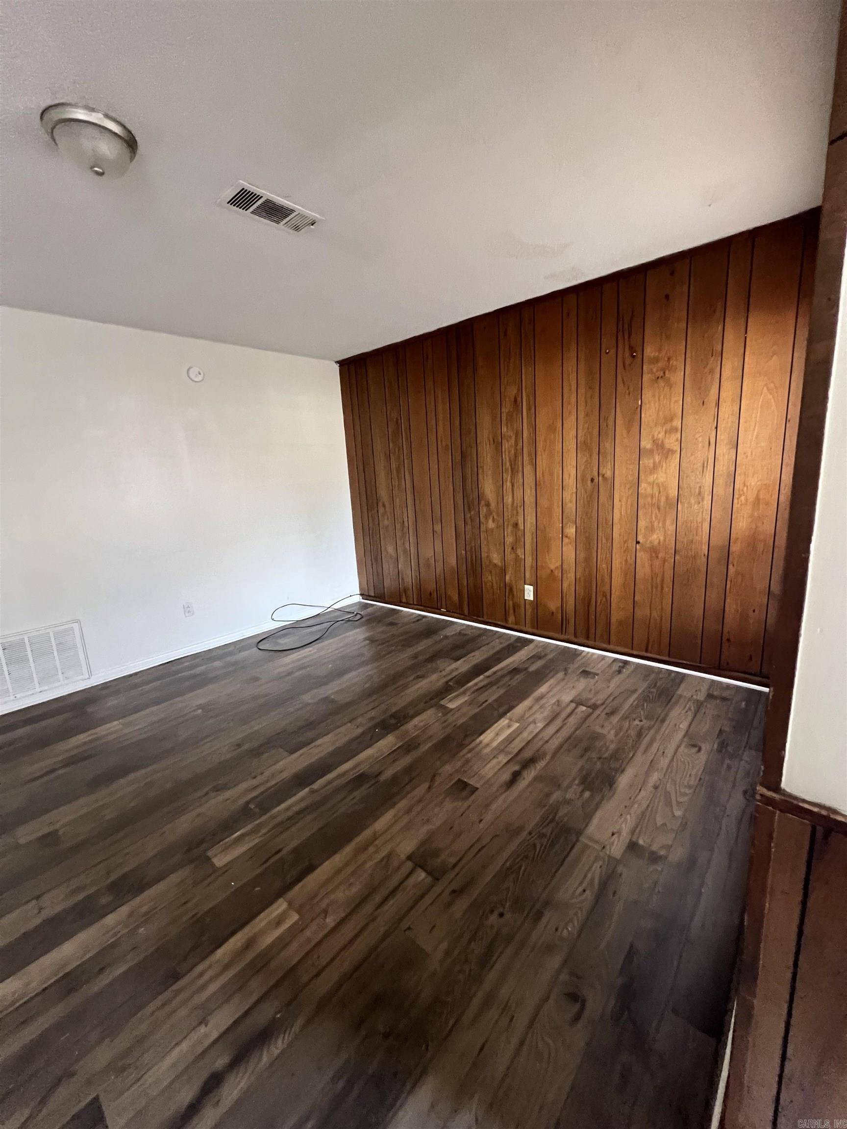 Jefferson Heights South Unit #4 - Residential Income