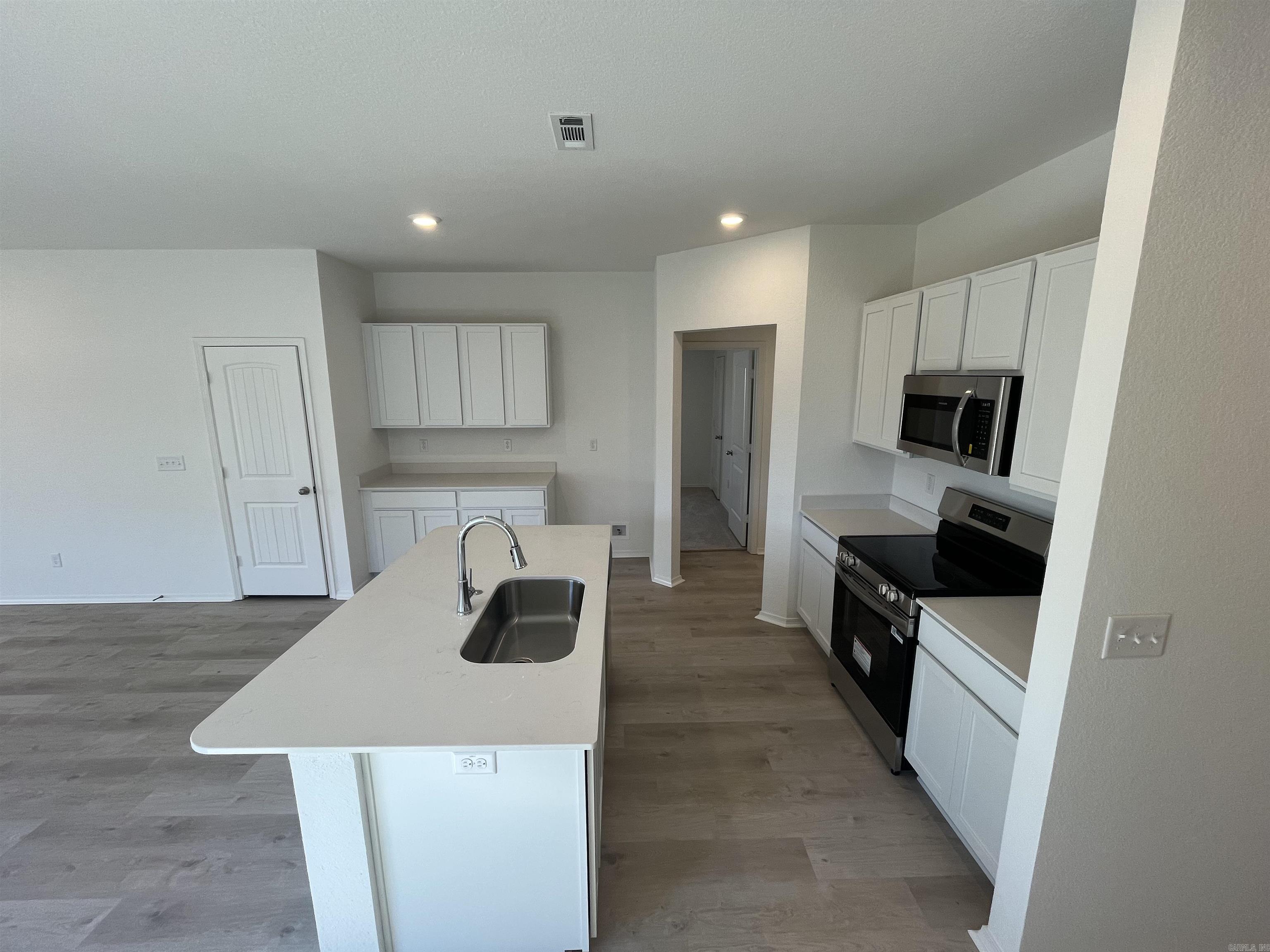 STAGECOACH MEADOWS - Residential