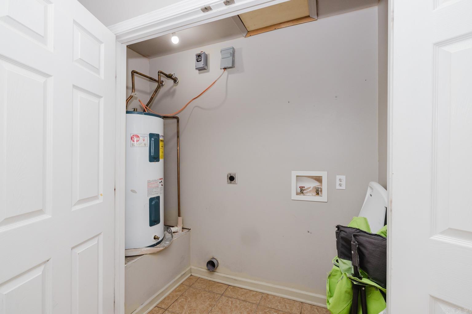 ORIGINAL TOWN-BENTON - Residential