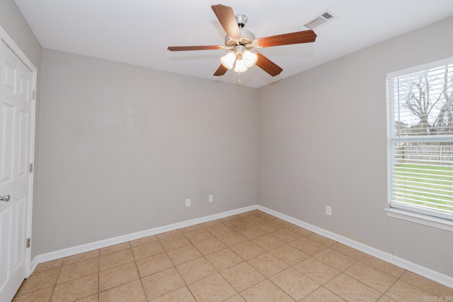 ORIGINAL TOWN-BENTON - Residential