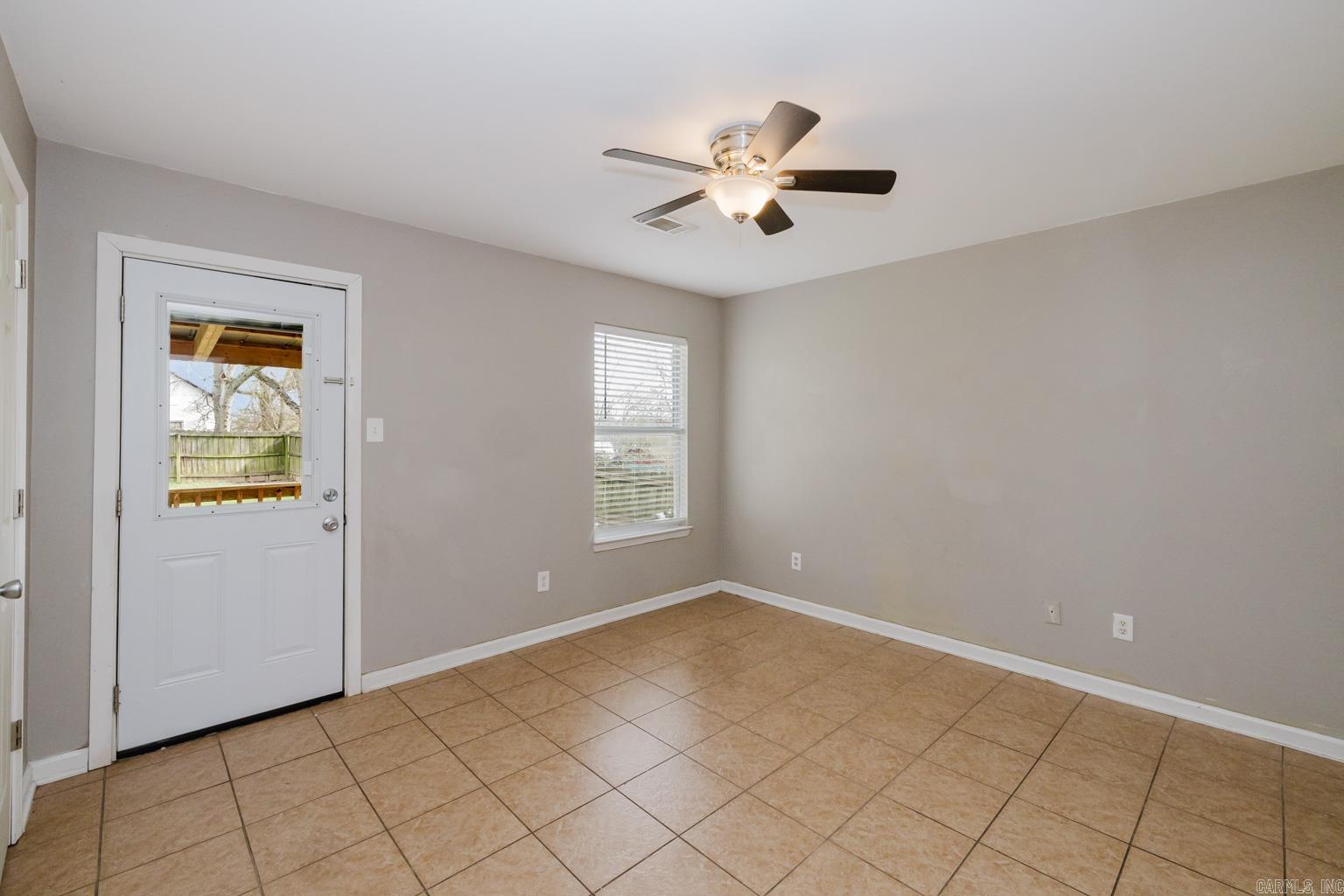 ORIGINAL TOWN-BENTON - Residential