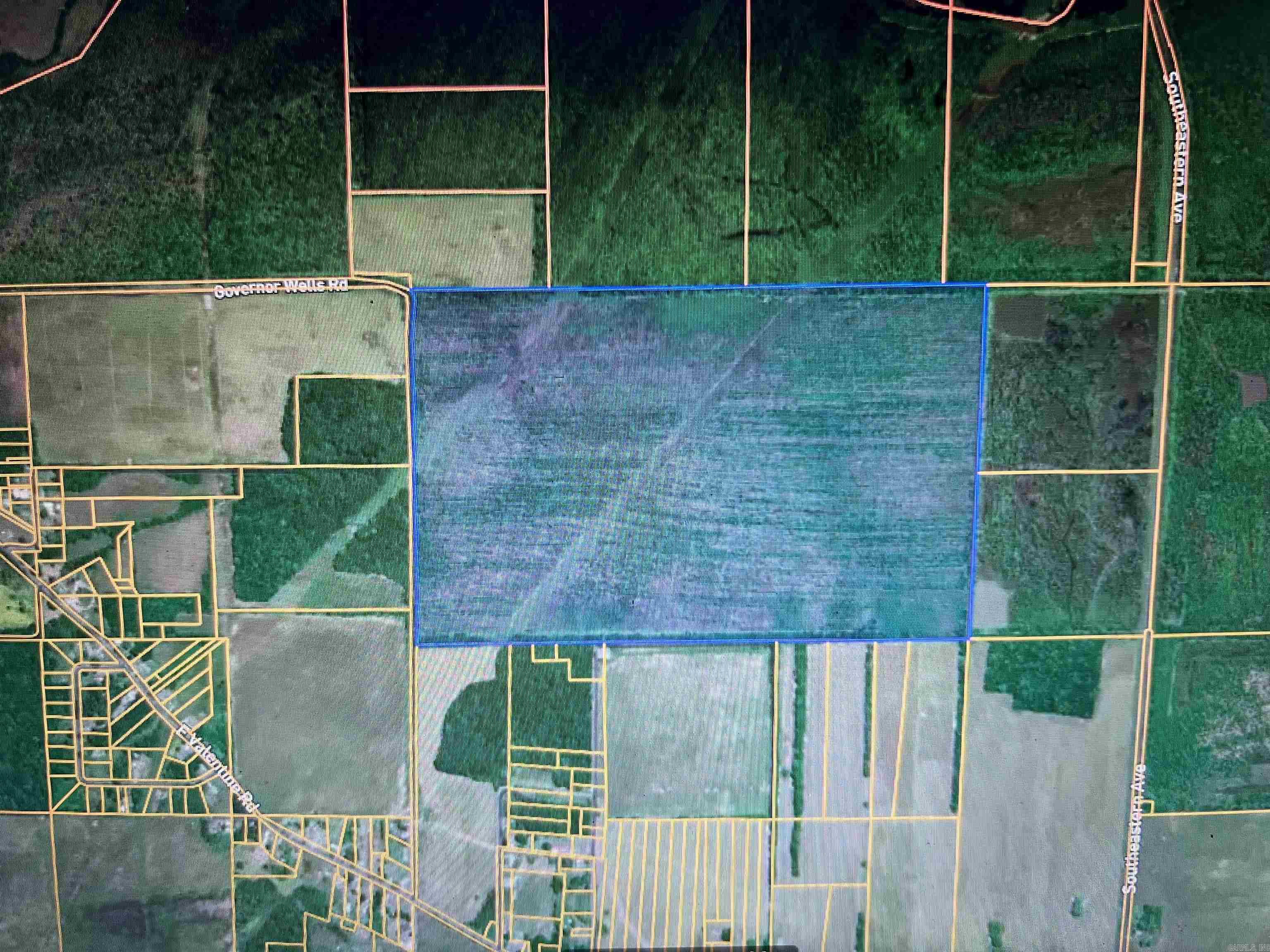 Own your own 221 acre hunting paradise just outside Jacksonville city limits. 2 right of ways that give you a great view of the deer and other wildlife. Property is enrolled in CRP so it does generate a yearly income.