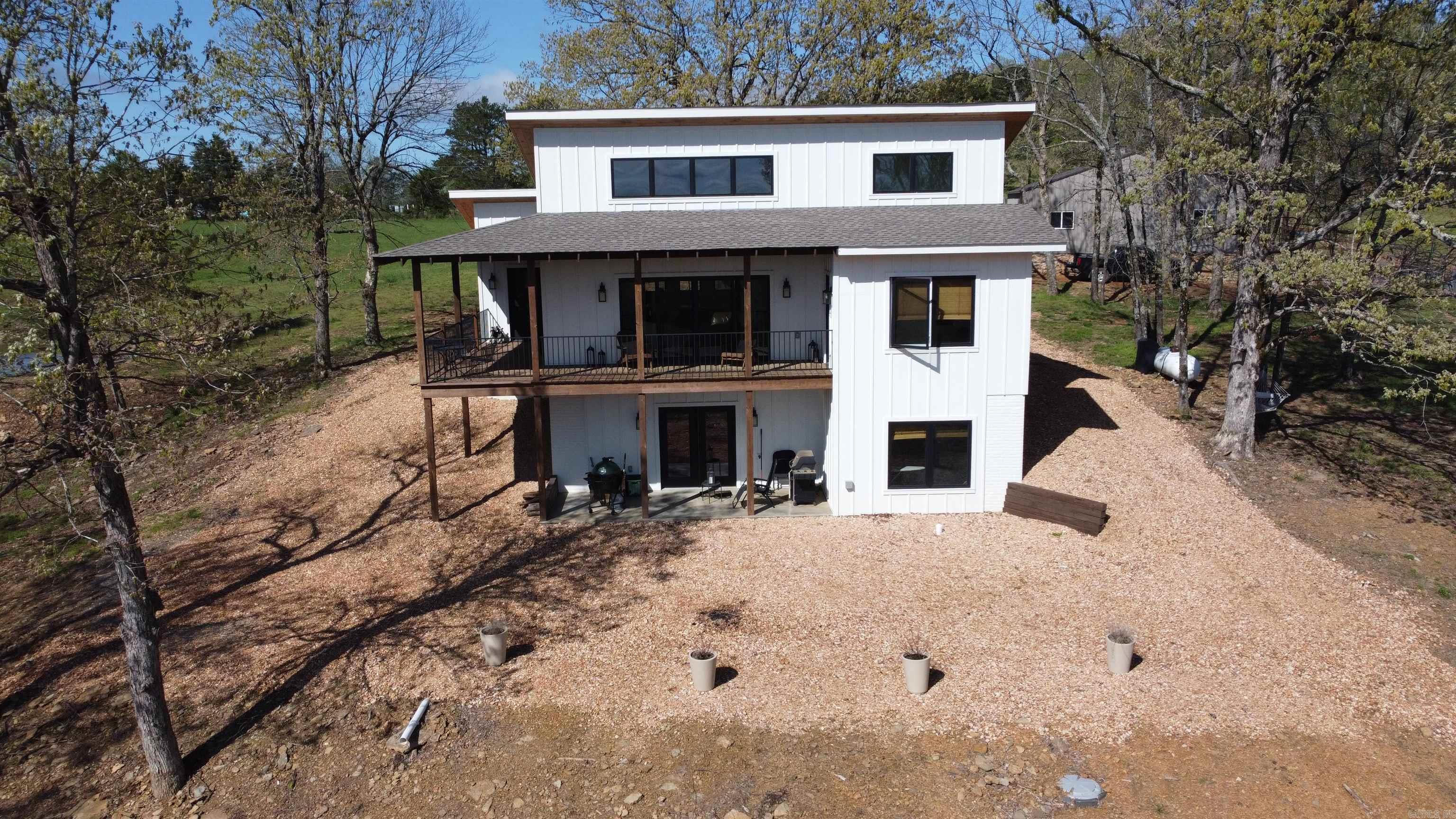 Metes & Bounds - Residential